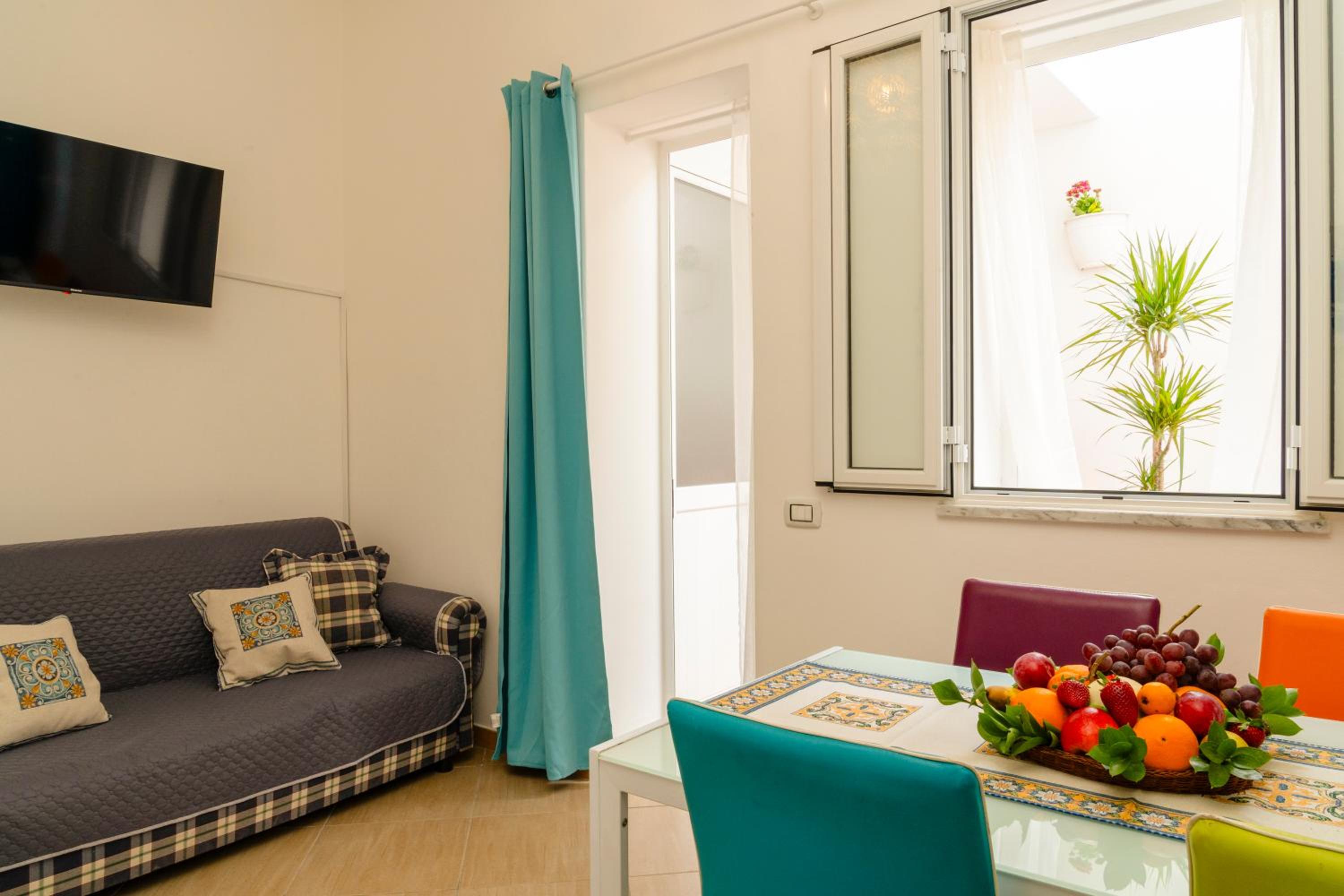 Deluxe Apartment - Photo 9