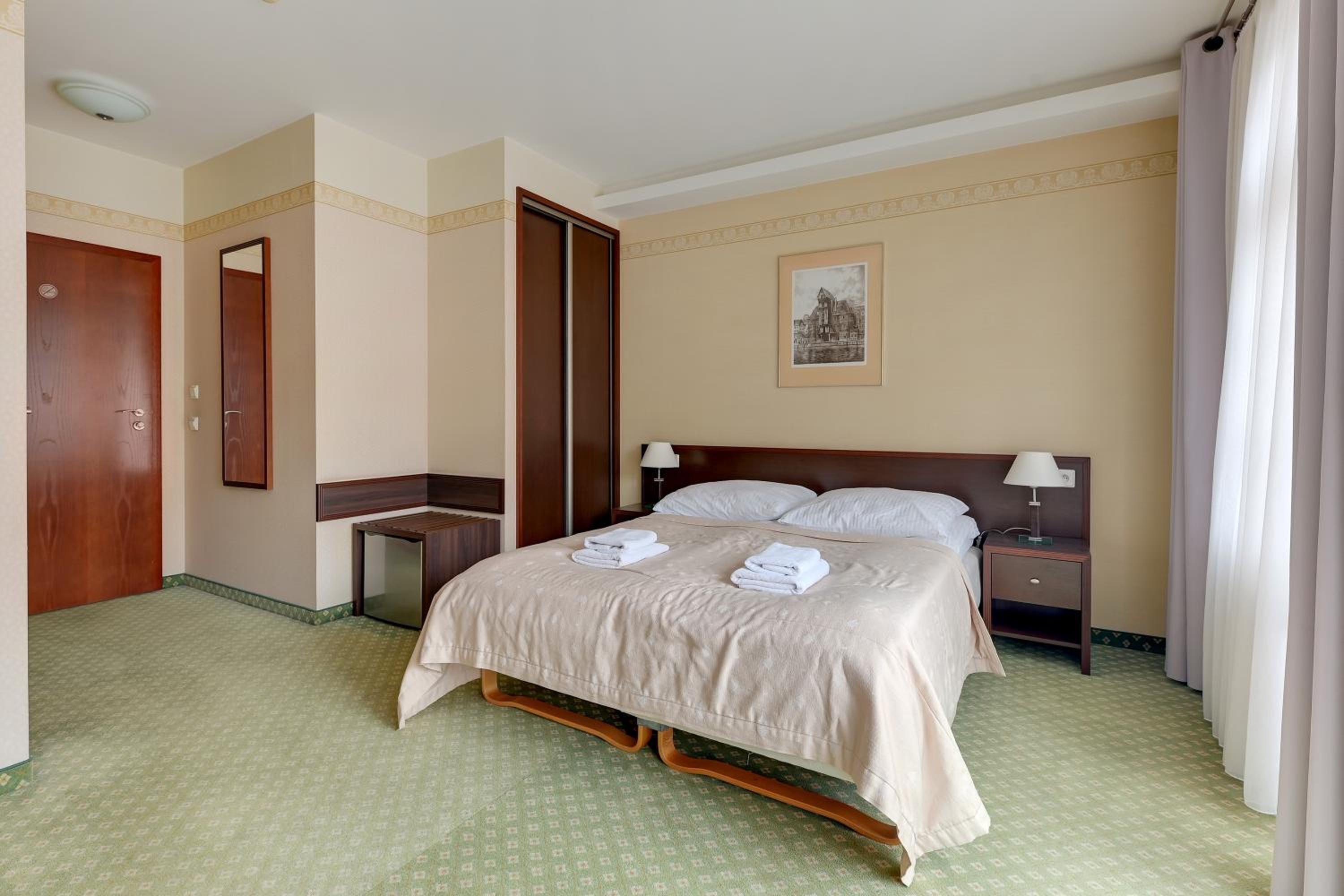 Double Room with Balcony - Photo 1