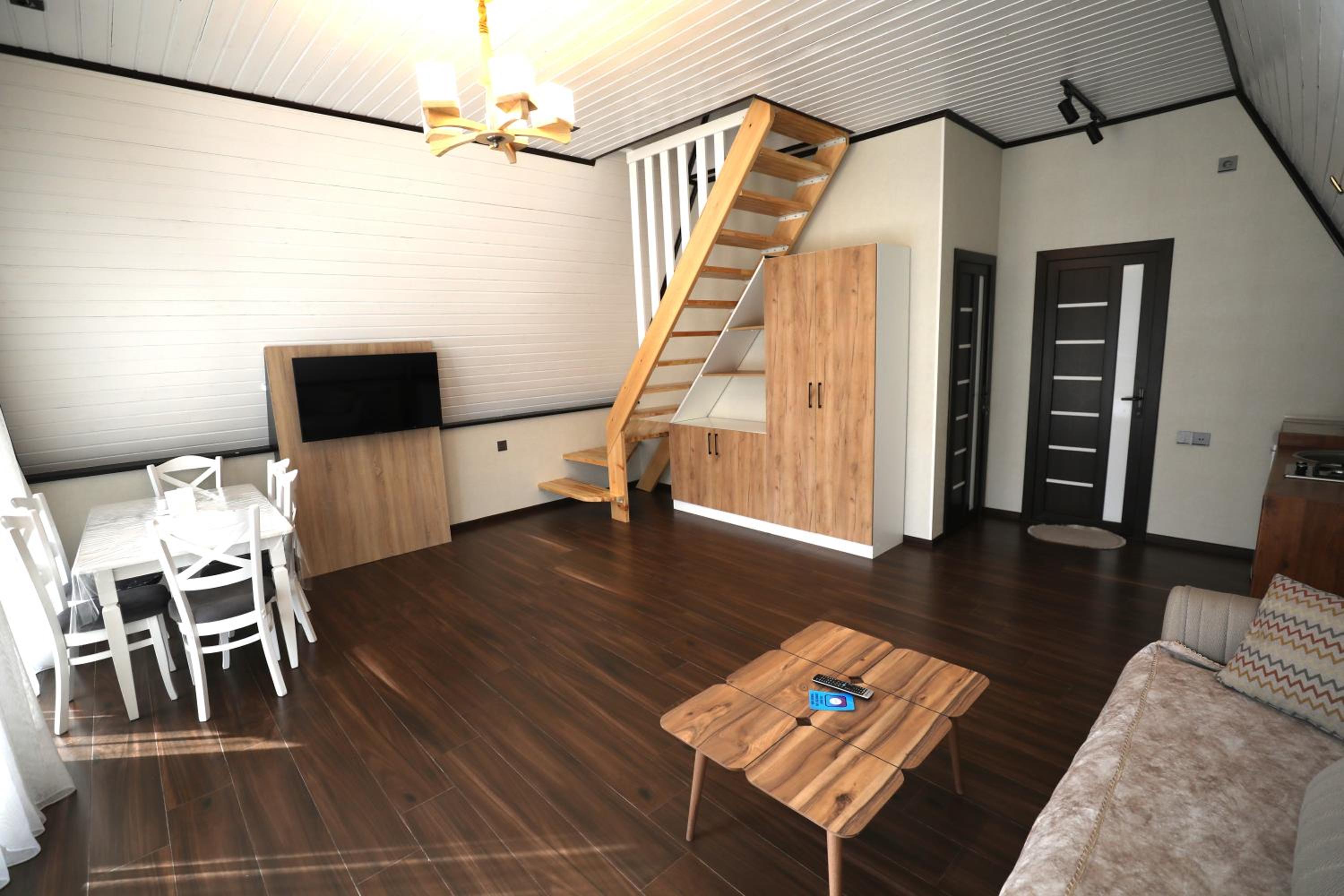 Two-Bedroom Chalet photo 3