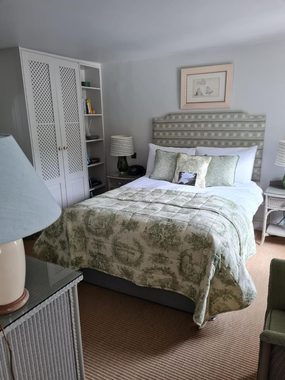 Superior Double Room with Sea View - Photo 3