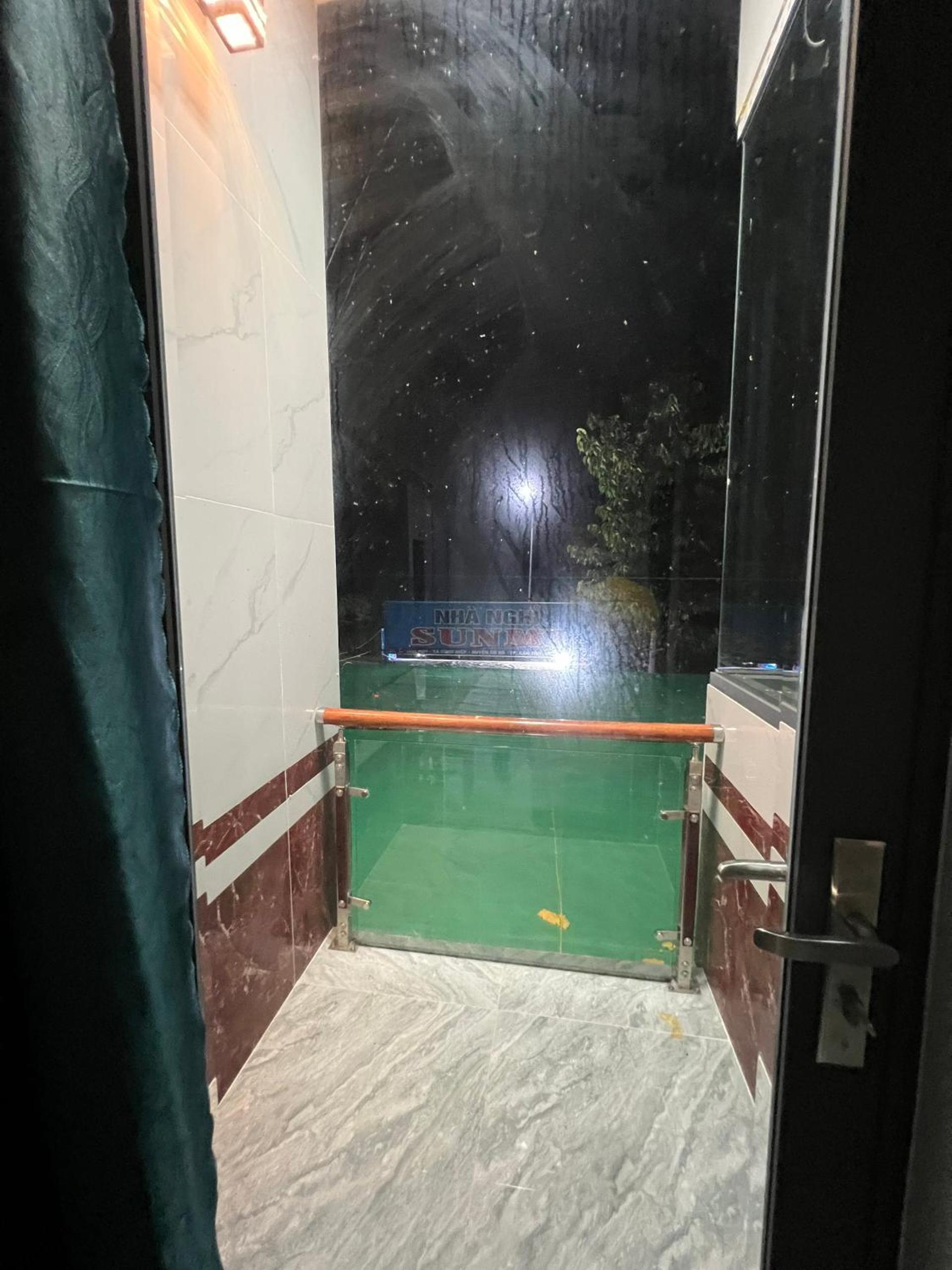 King Room with Balcony photo 2