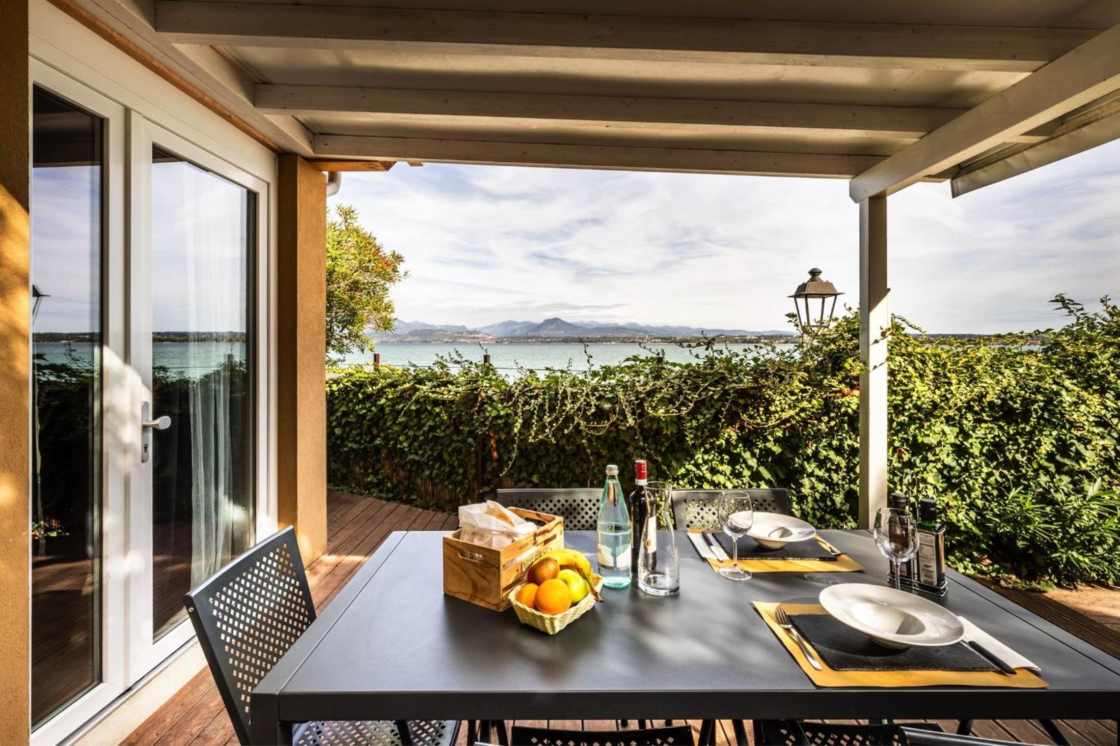 Bungalow Beach Front (2 adults) - Photo 9