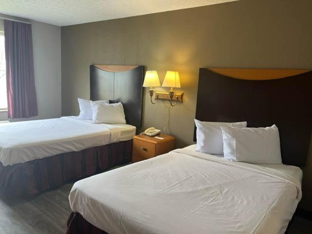 Double Room With Two Double Beds - Smoking