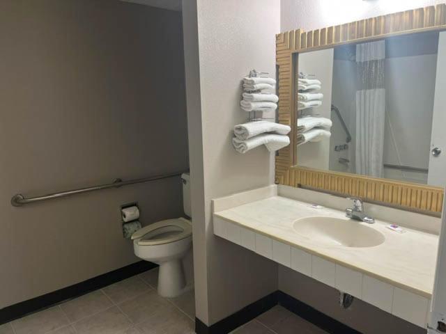 Motel 6 Williamstown, WV, 写真 3