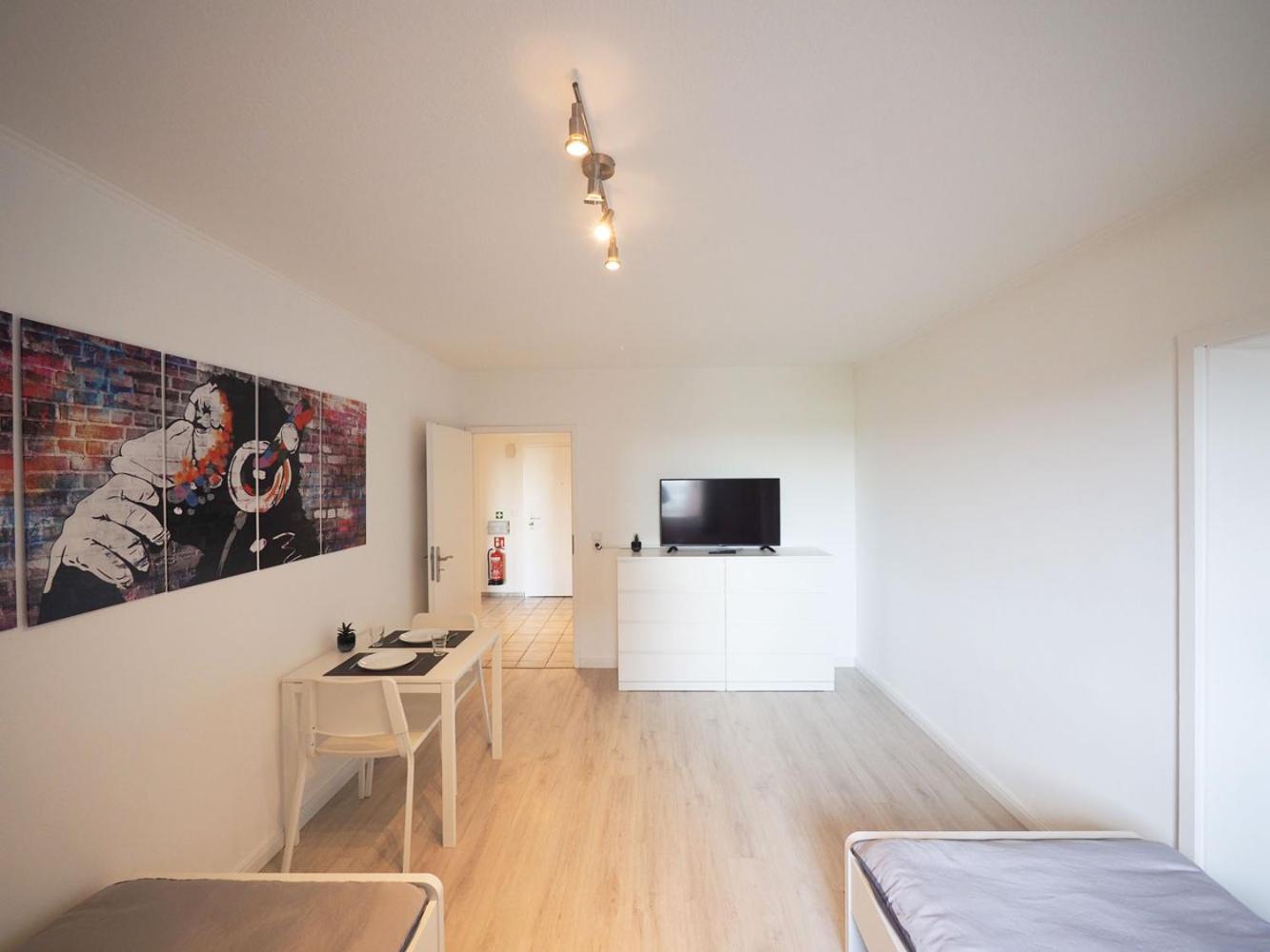 Apartment photo 3