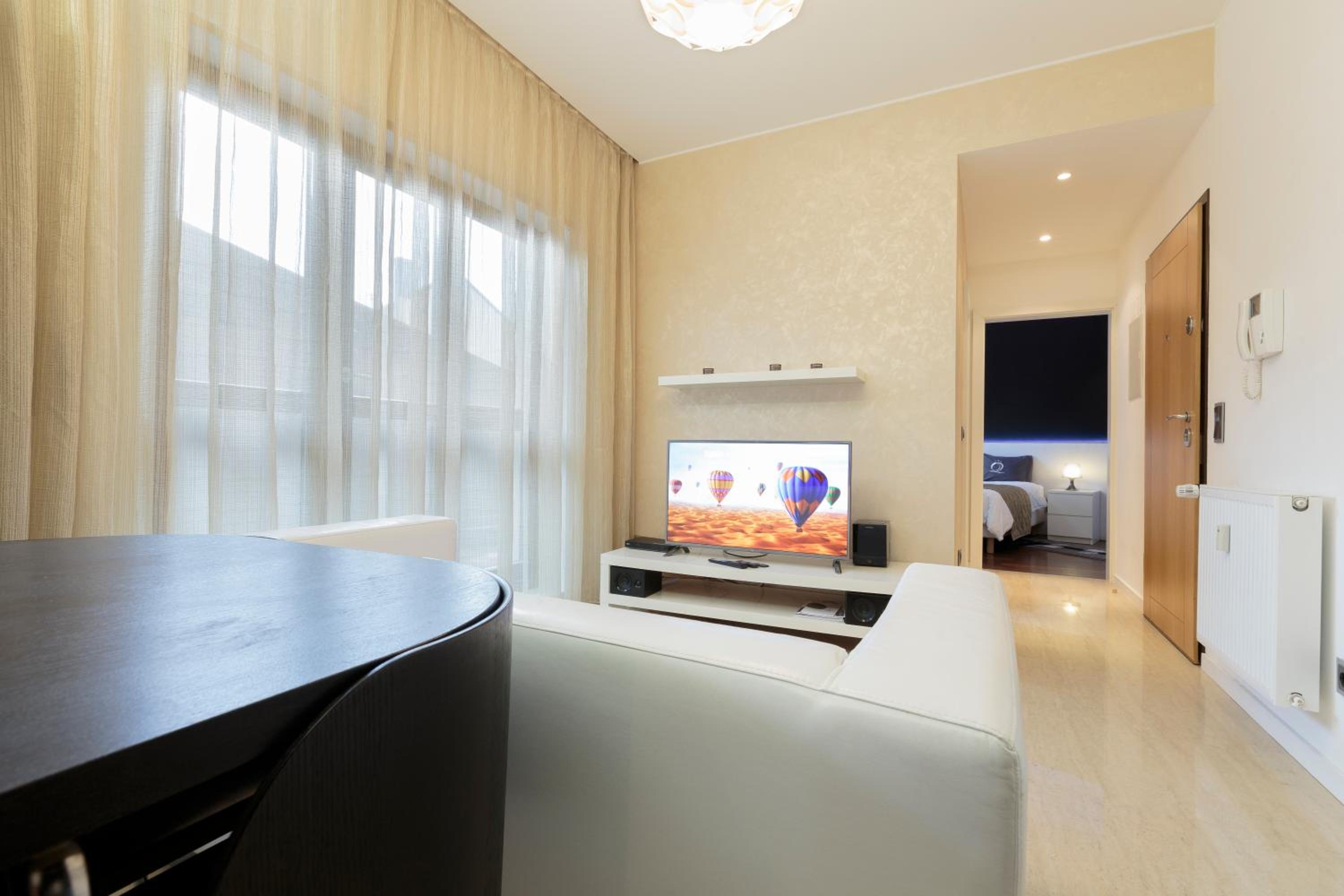 Large Double Room photo 2