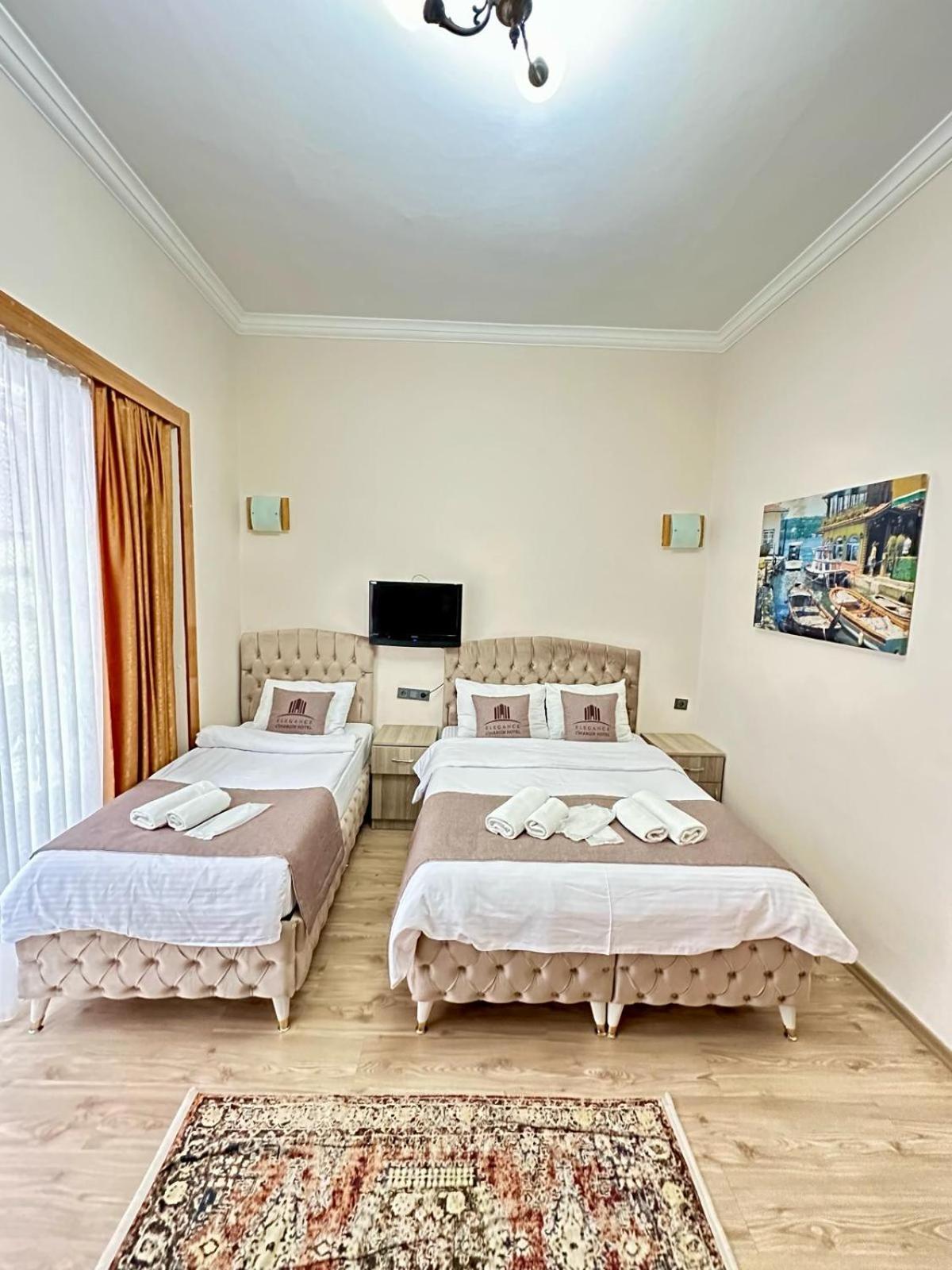 Deluxe Triple Room photo 2