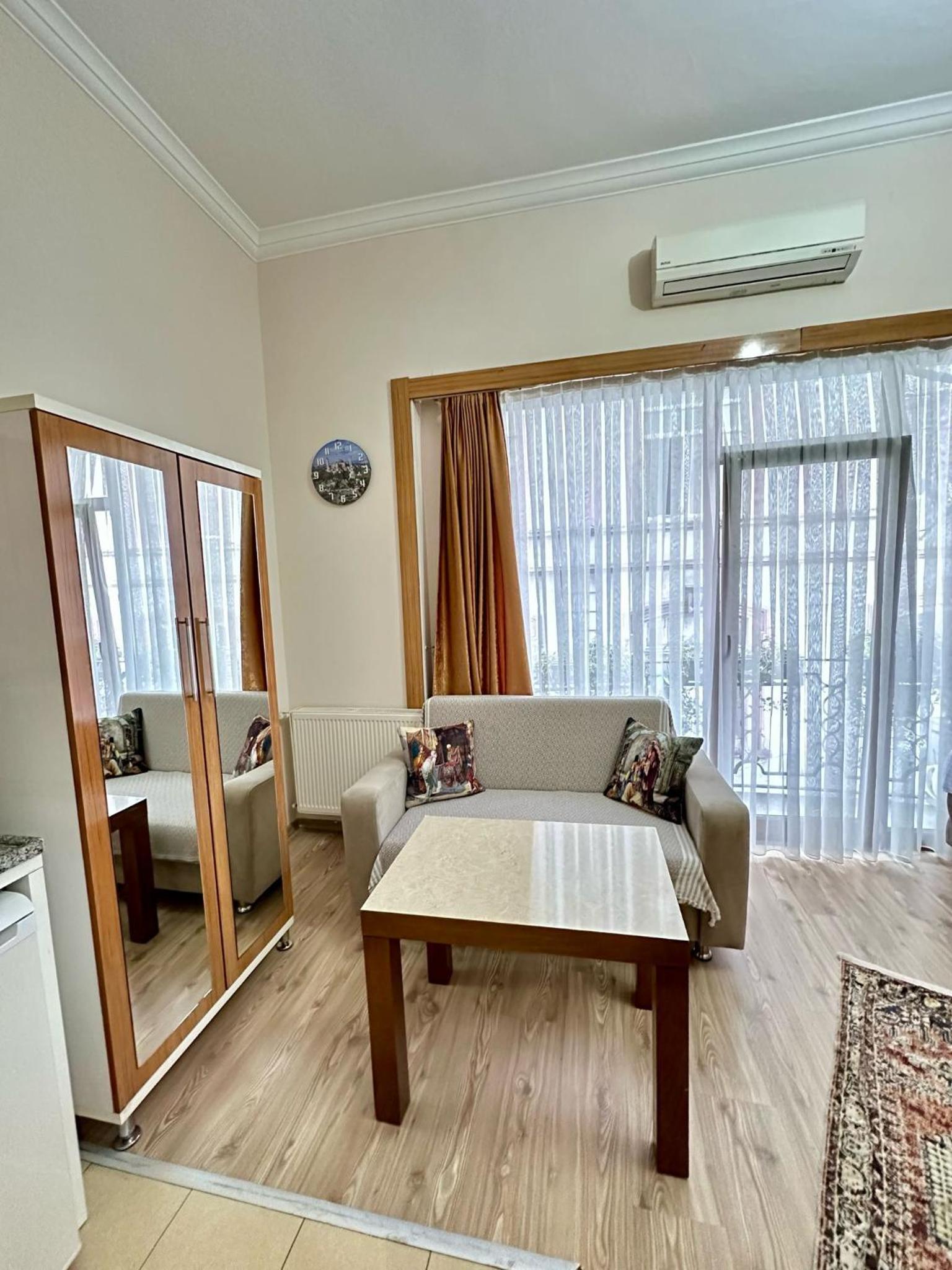 Deluxe Triple Room photo 3