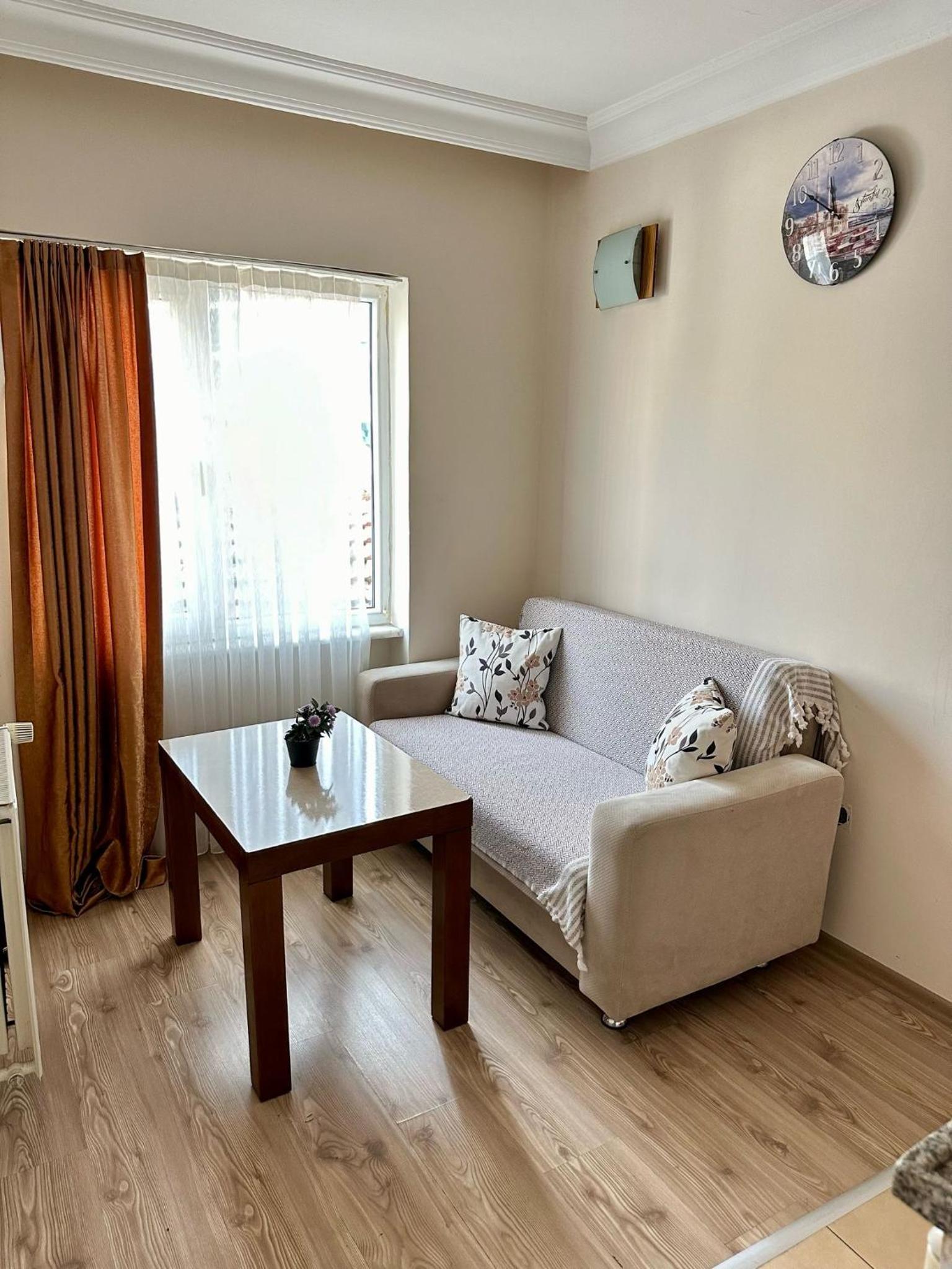 Deluxe Triple Room photo 1