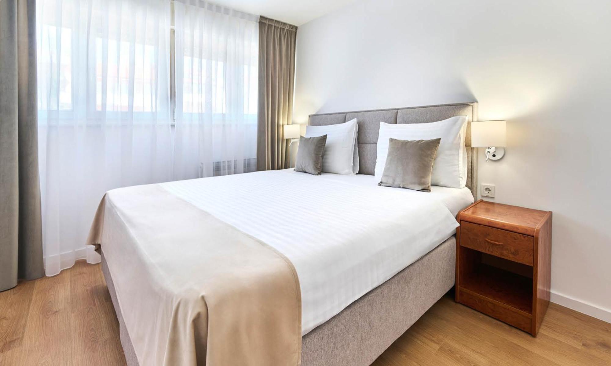 Standard Double Room - Photo 6