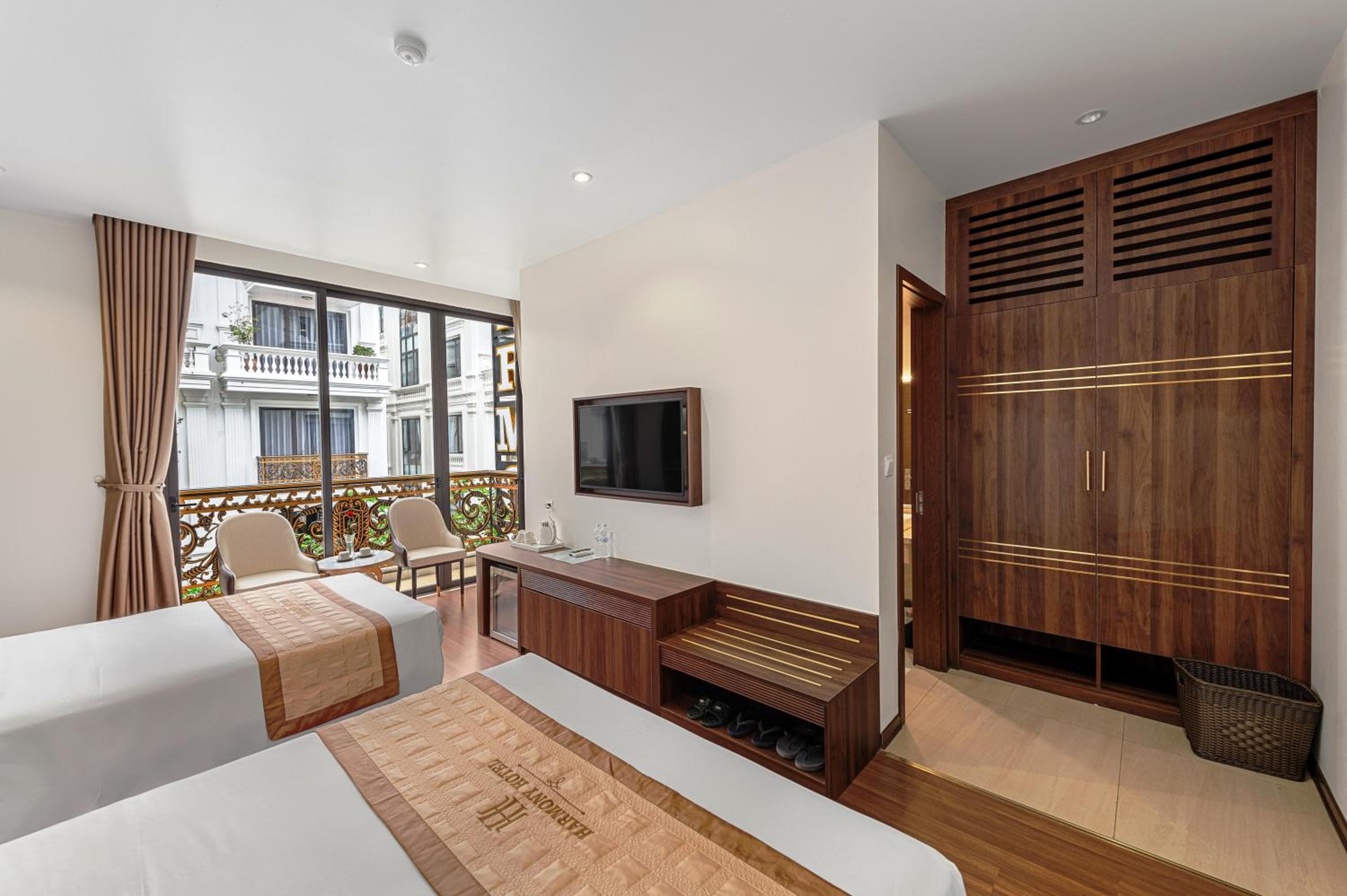 Luxury Triple Room - Photo 2