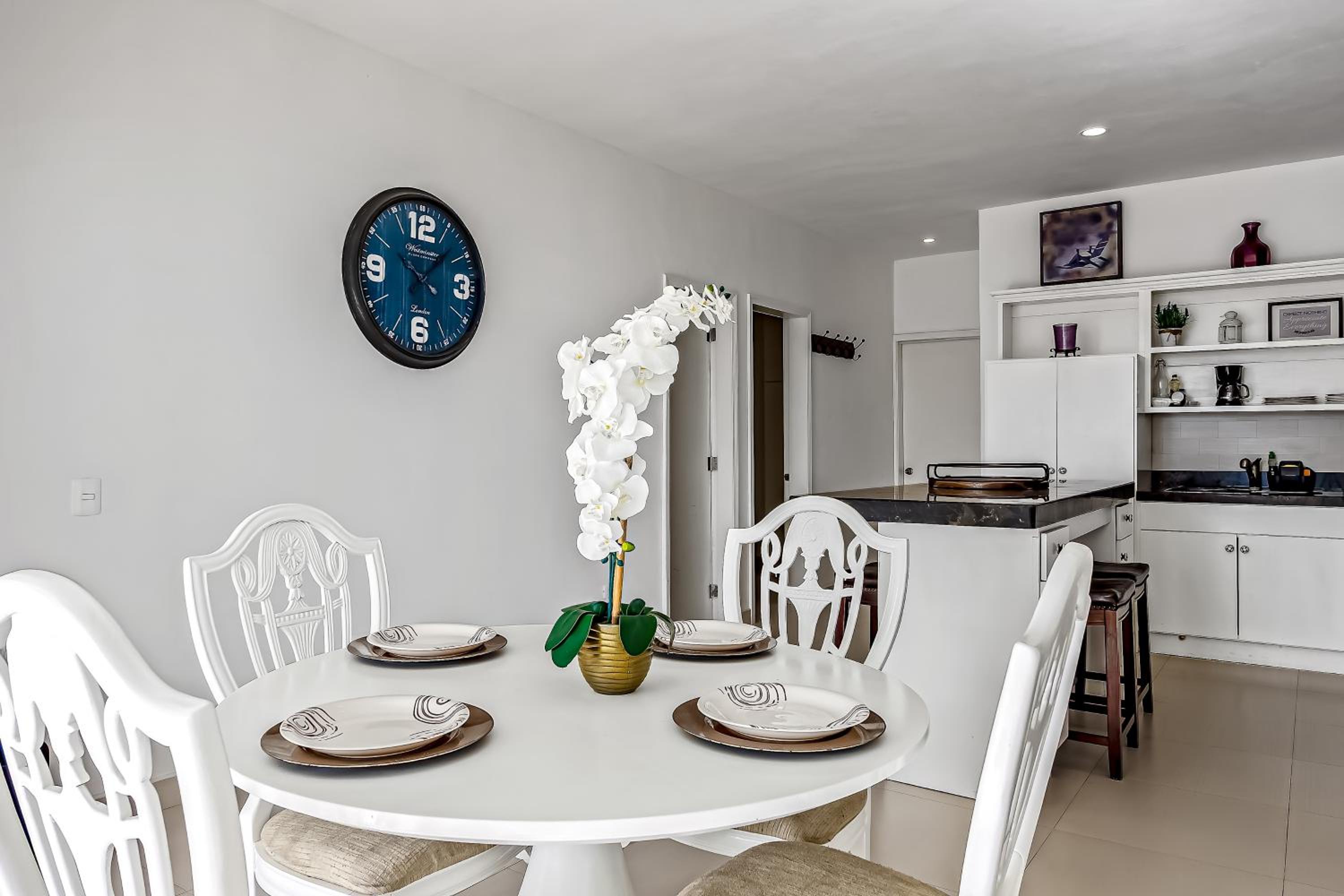 Three-Bedroom House photo 2