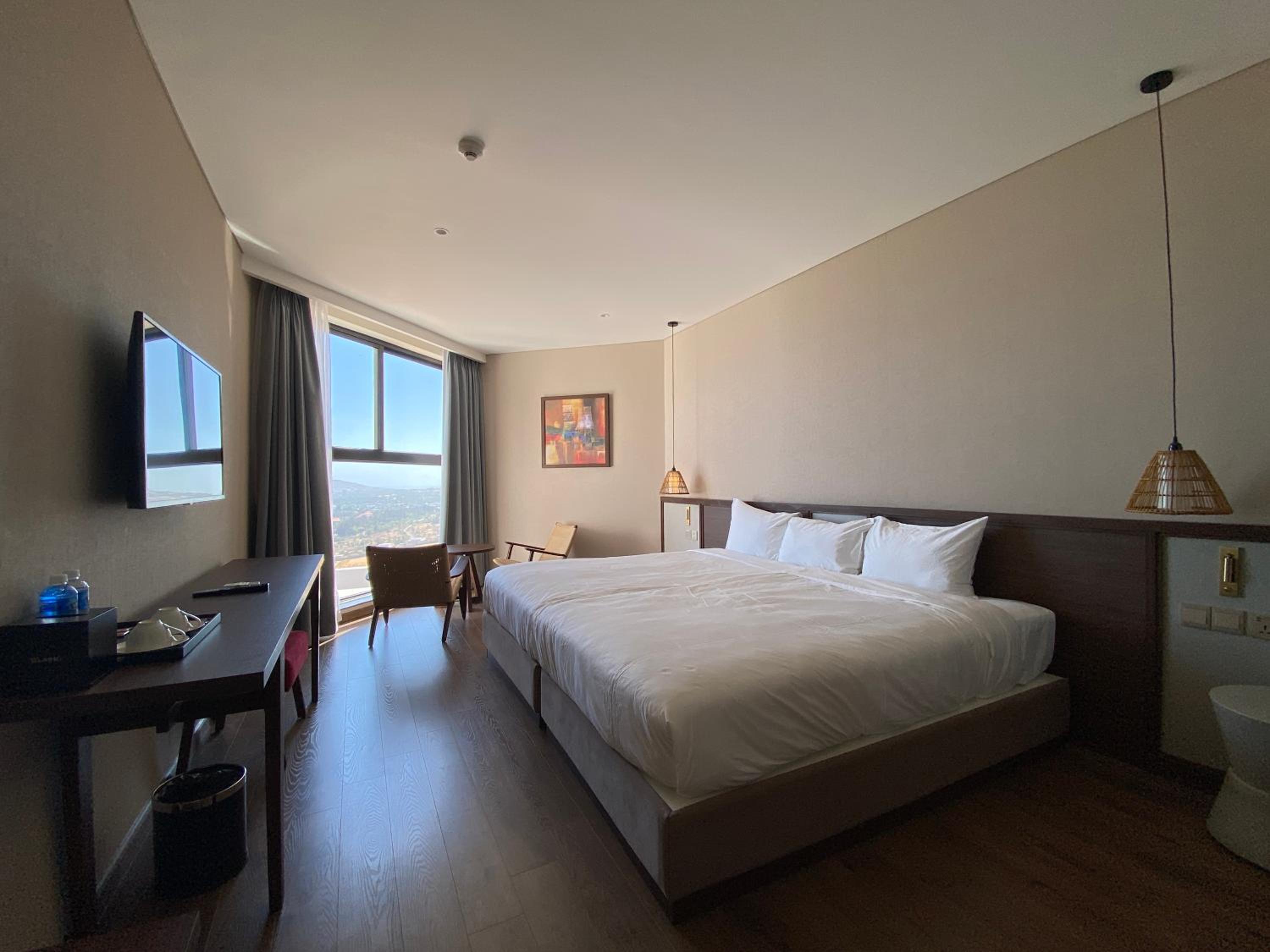 Studio With Sea View