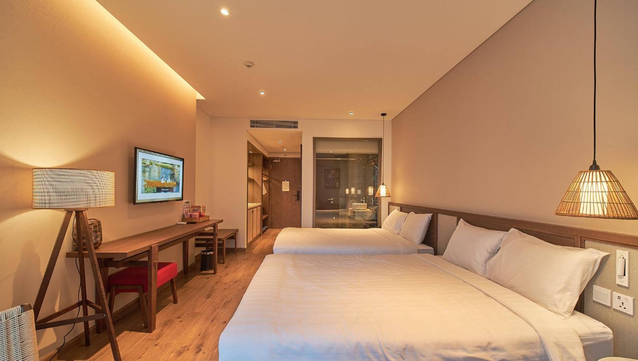 Family Room with Sea View - Photo 8