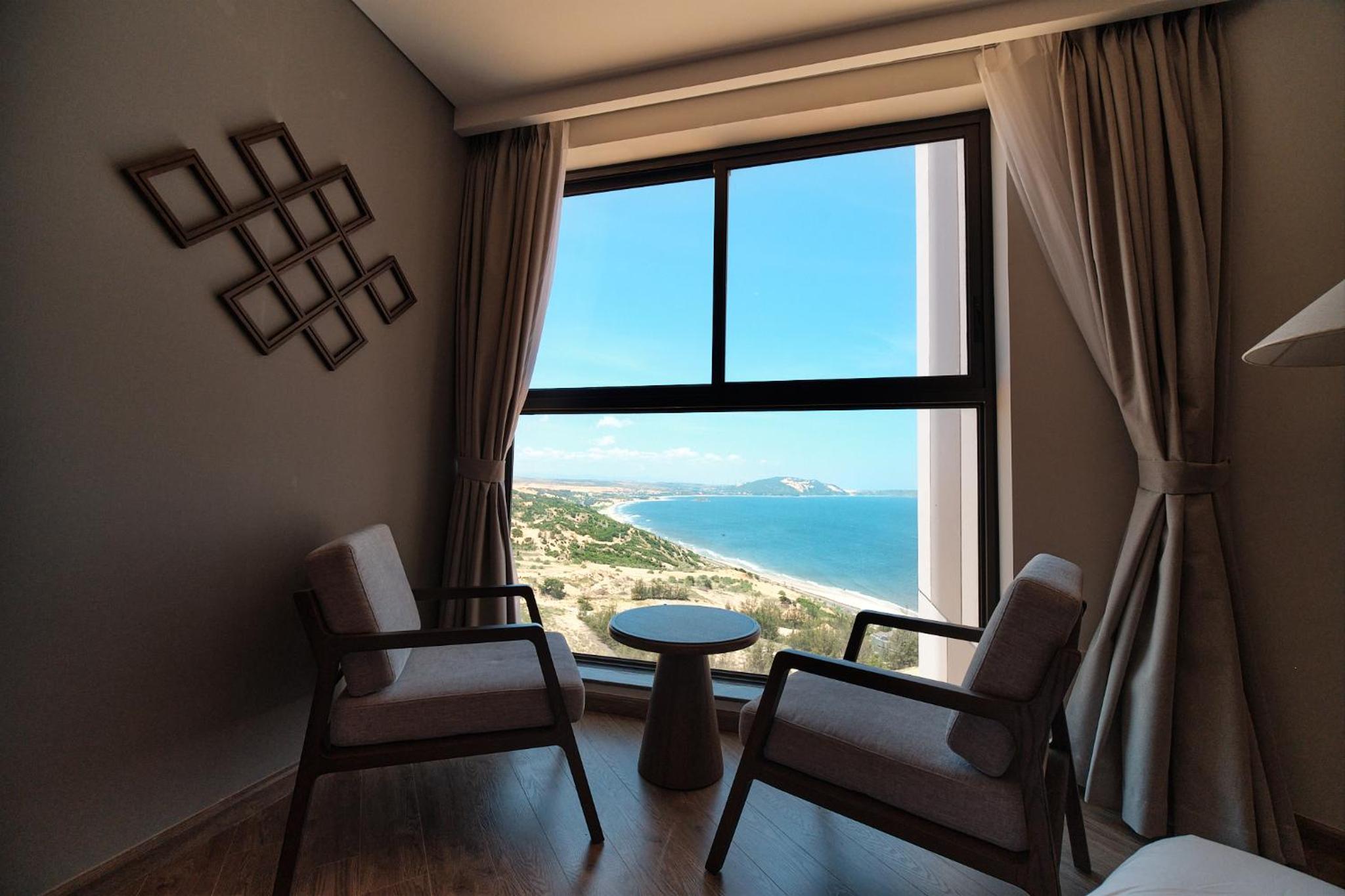 Deluxe Double Room - Photo 13