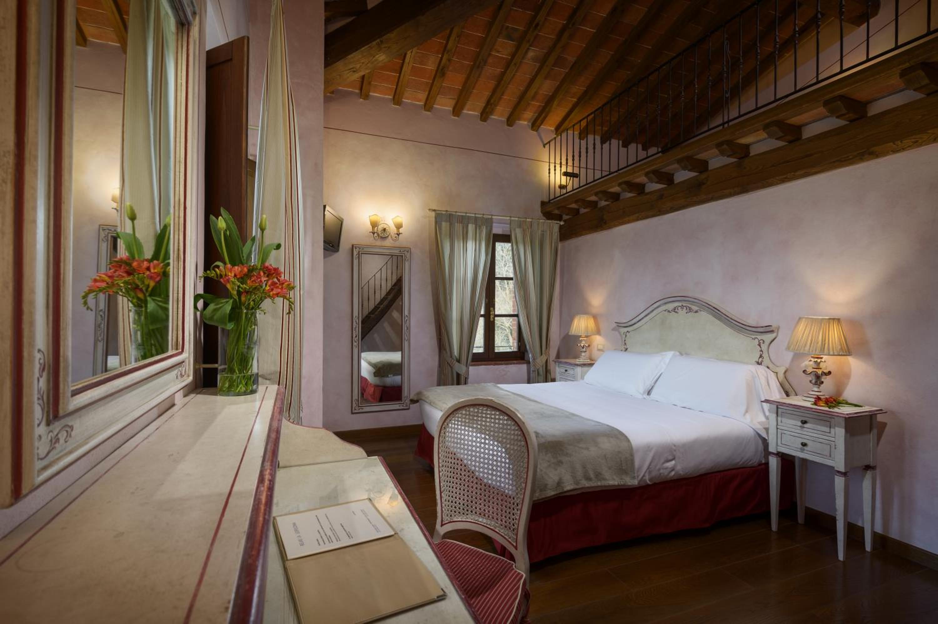 Superior Double or Twin Room photo 3
