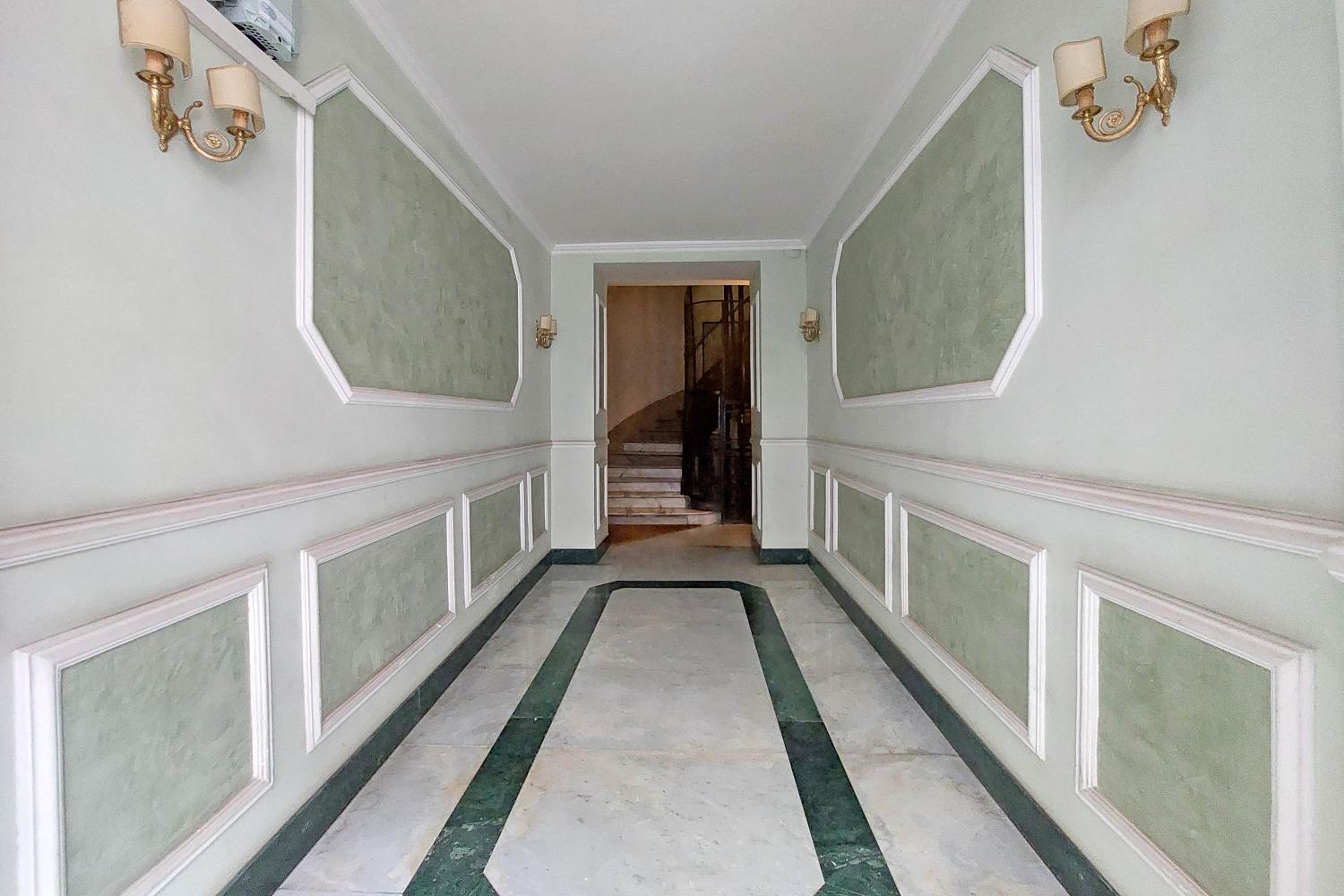 Queen Room photo 3