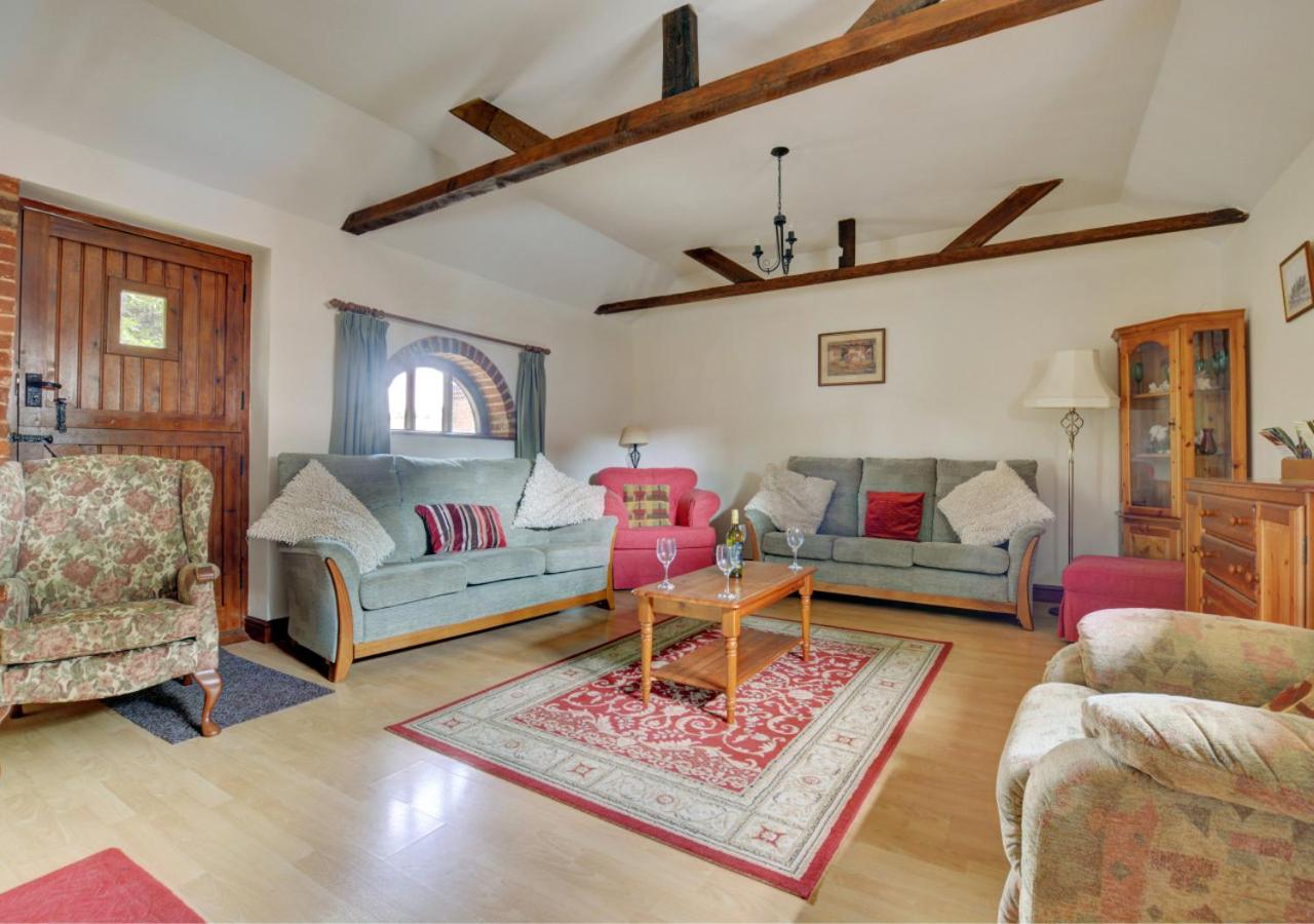 Four-Bedroom House photo 1