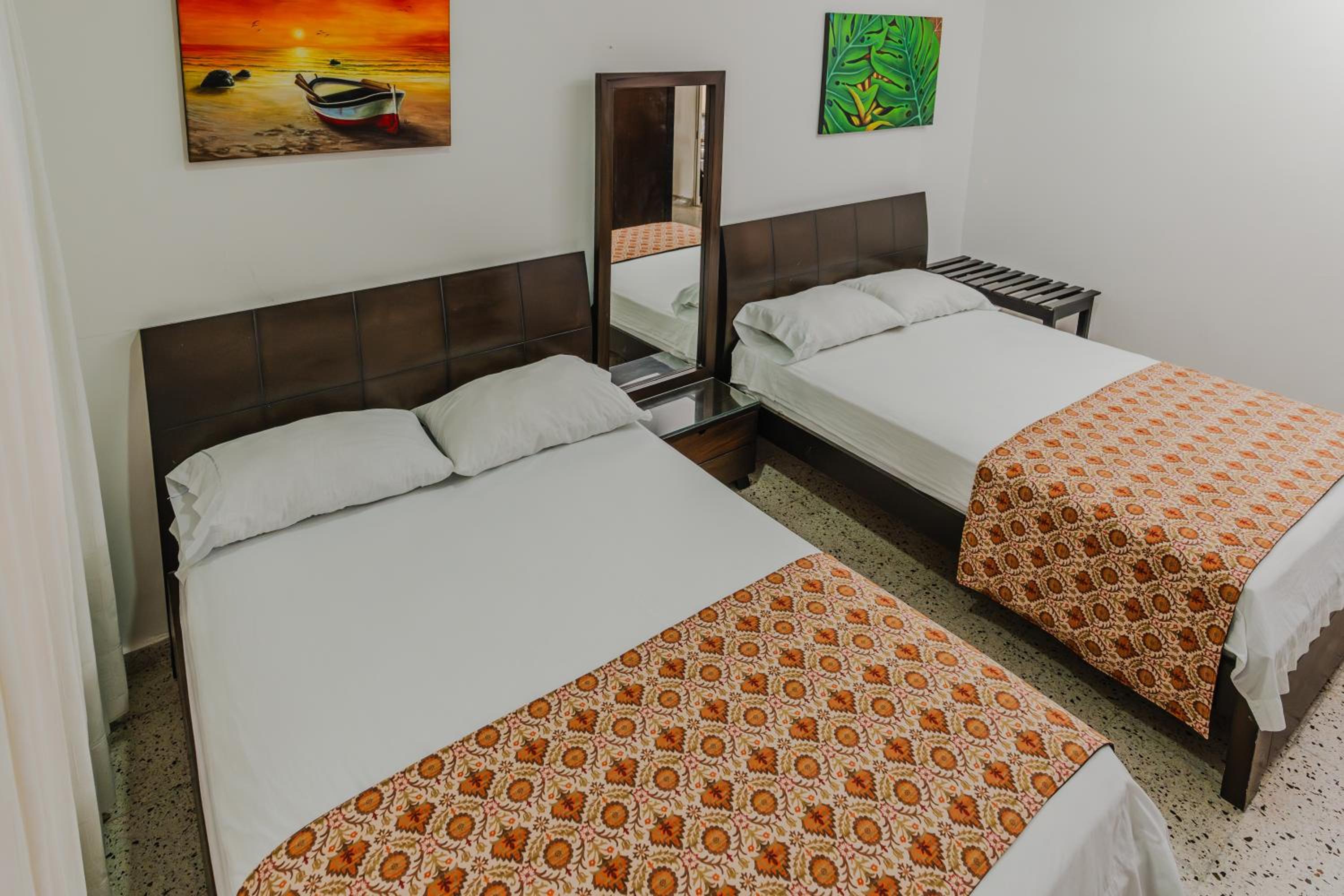 Deluxe Double Room with Two Double Beds photo 3