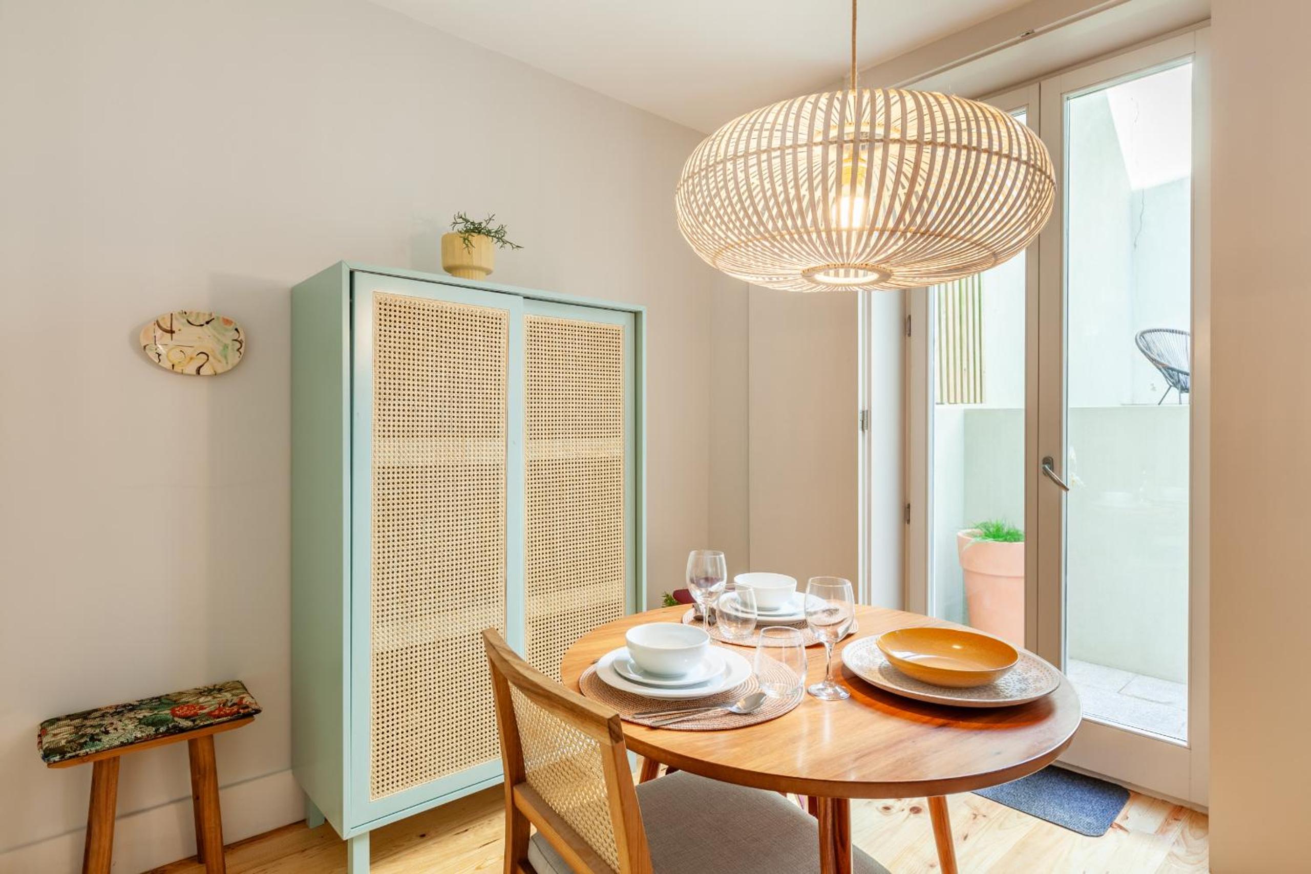 Apartment with Terrace - Photo 6