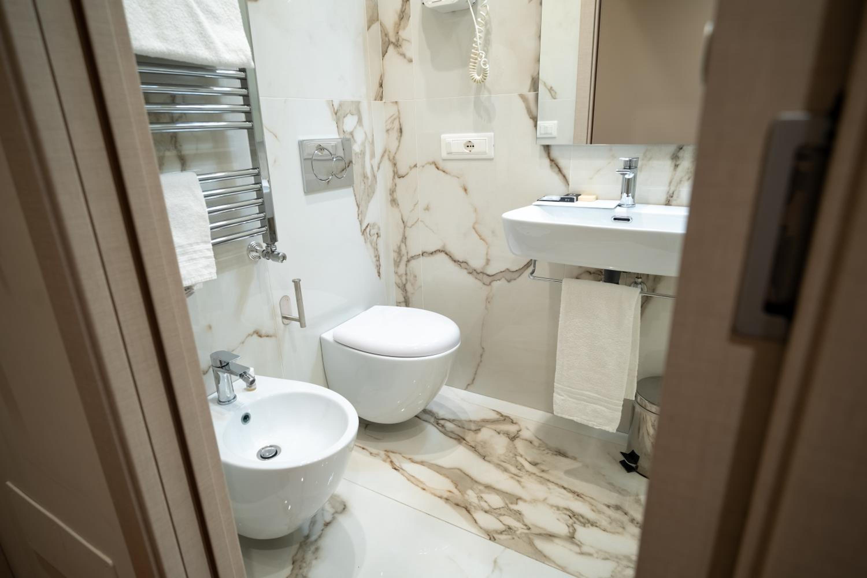 Single Room photo 2