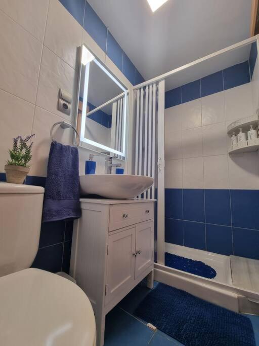 Three-Bedroom Apartment with Water View photo 3
