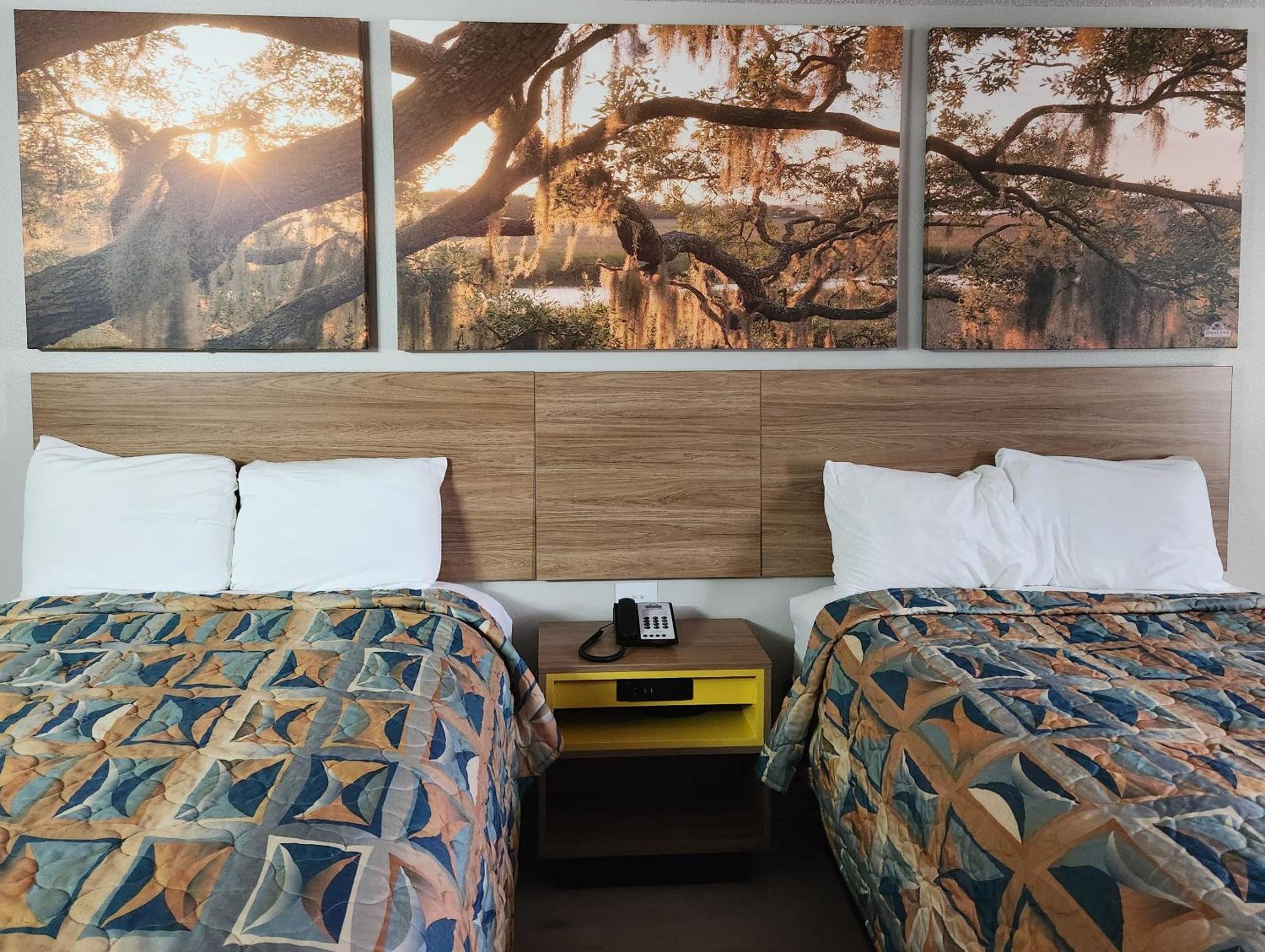 Double Room with Two Double Beds - Non-Smoking - Photo 1