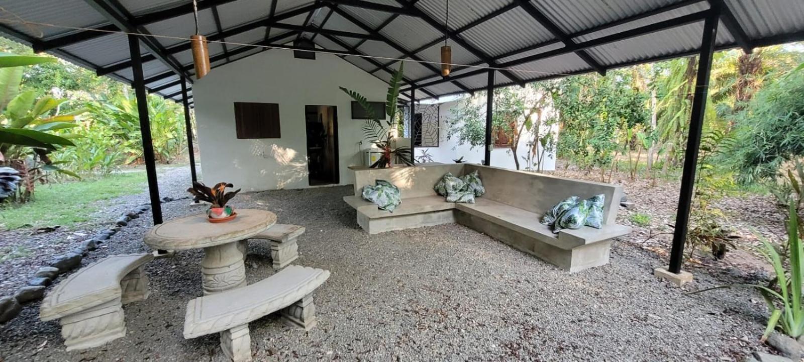 Two-Bedroom House photo 3