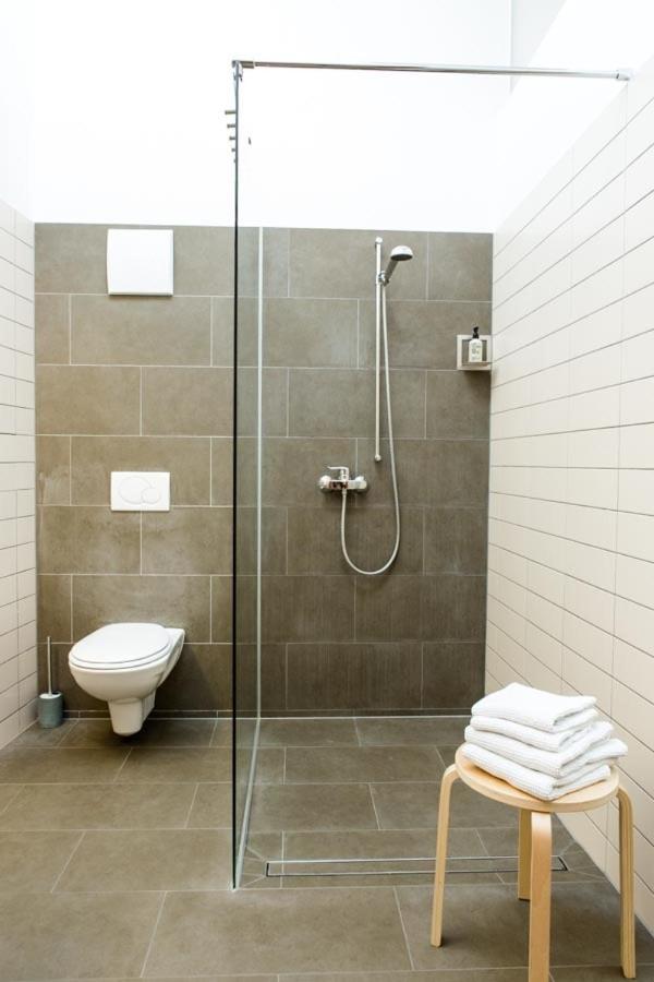 Twin Room with Bathroom photo 2