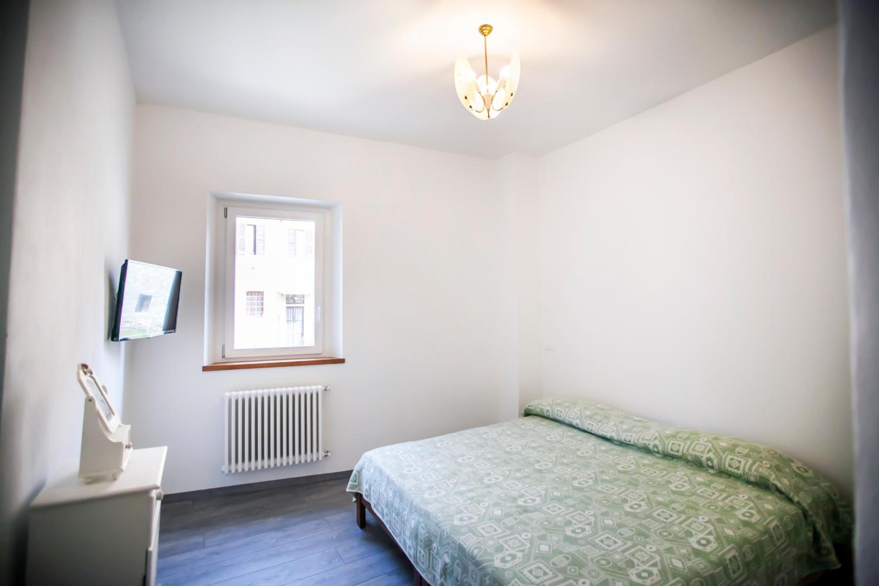 One-Bedroom House photo 1