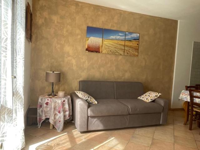 One-Bedroom Apartment - Photo 12
