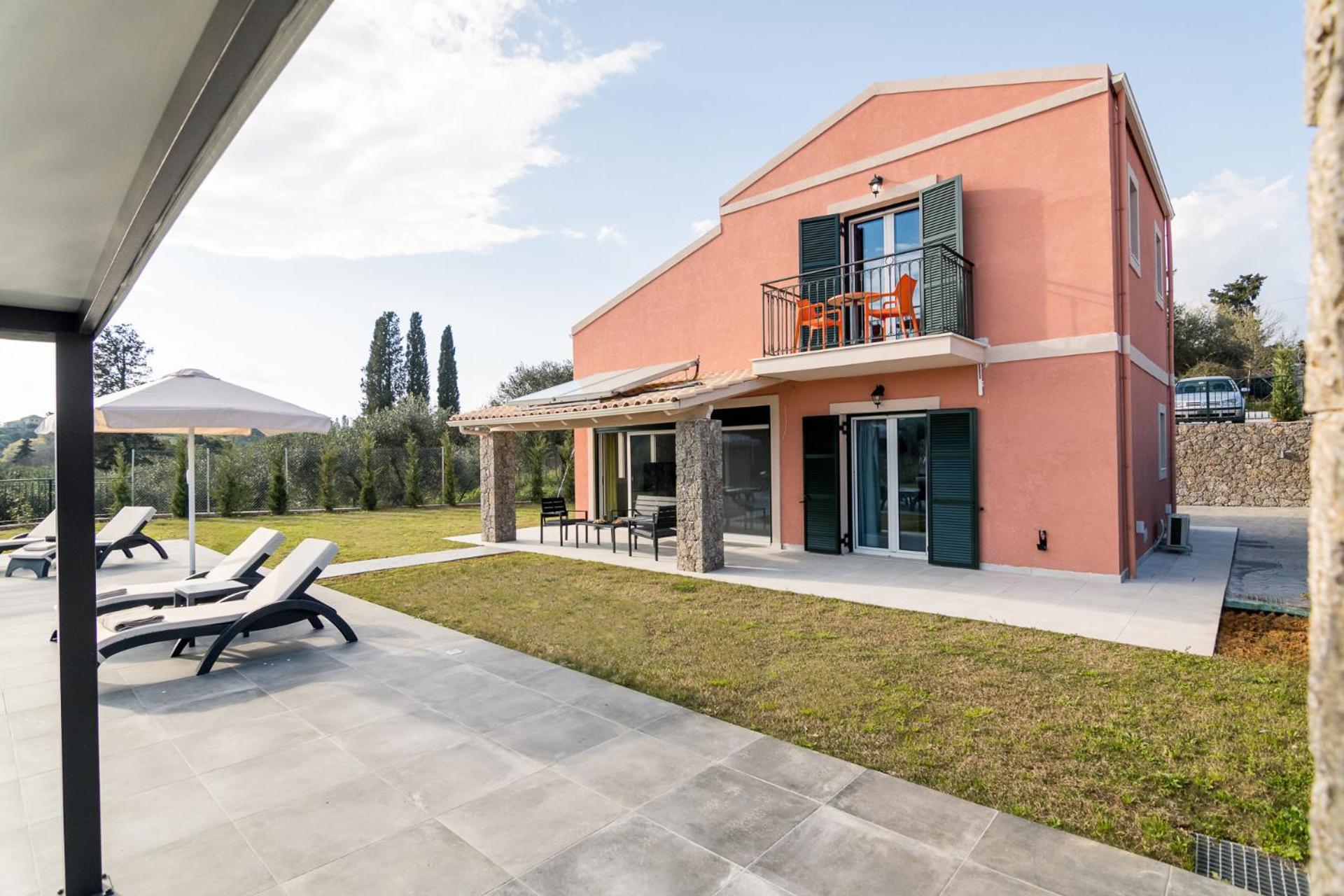 Villa with Private Pool photo 3