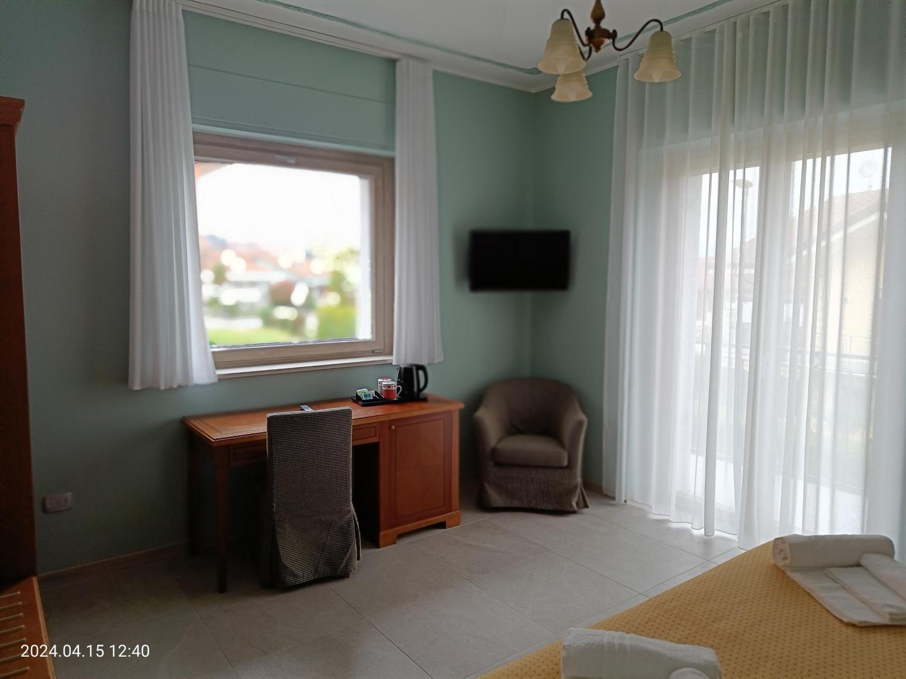 Superior King Room