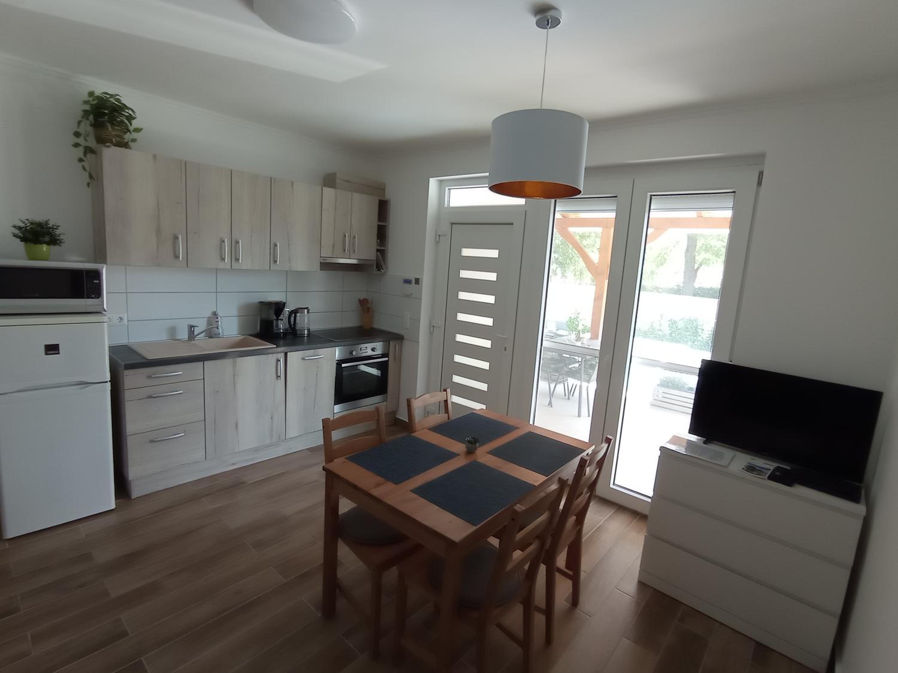 One-Bedroom House photo 2