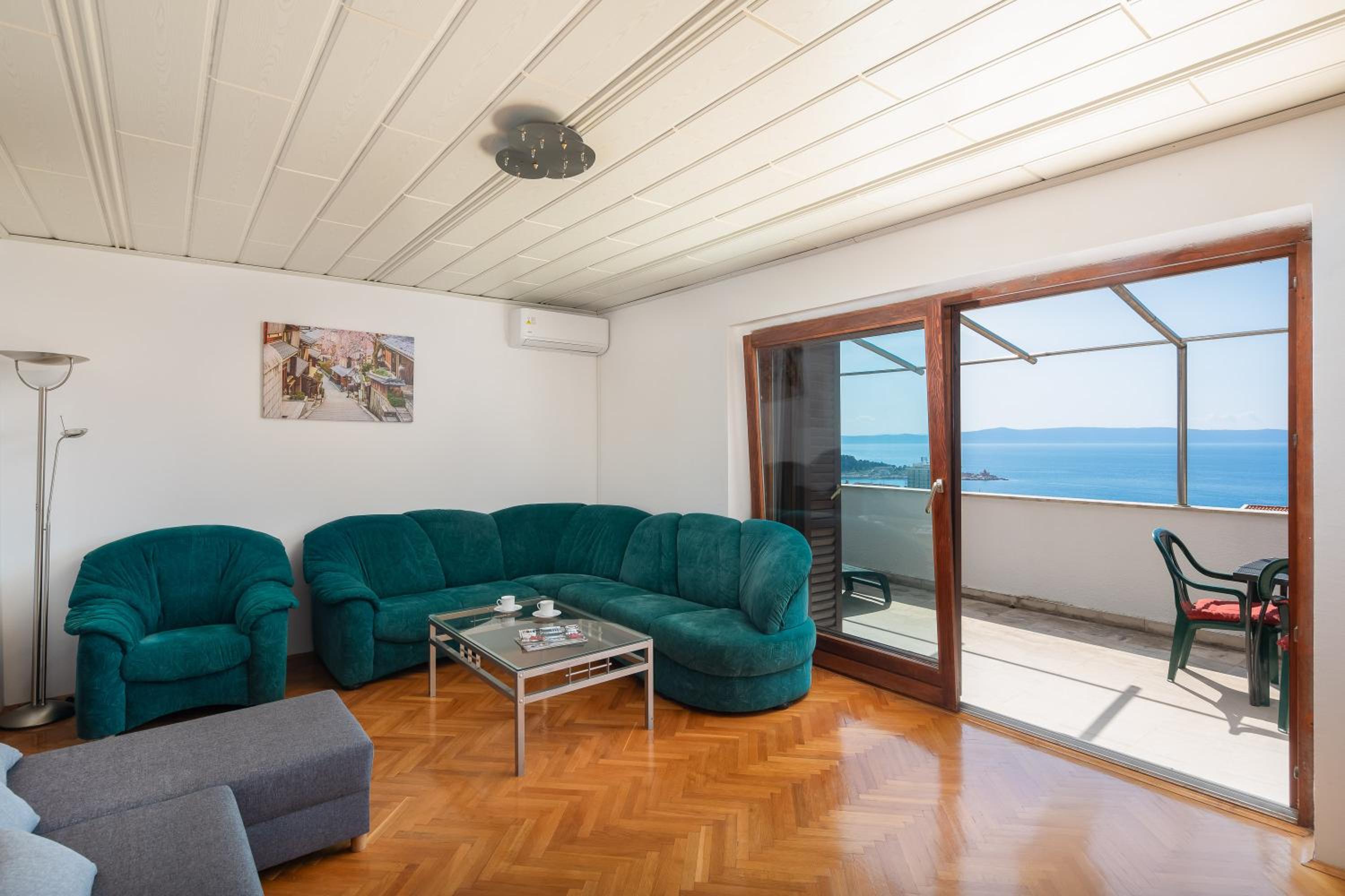 Apartment with Sea View