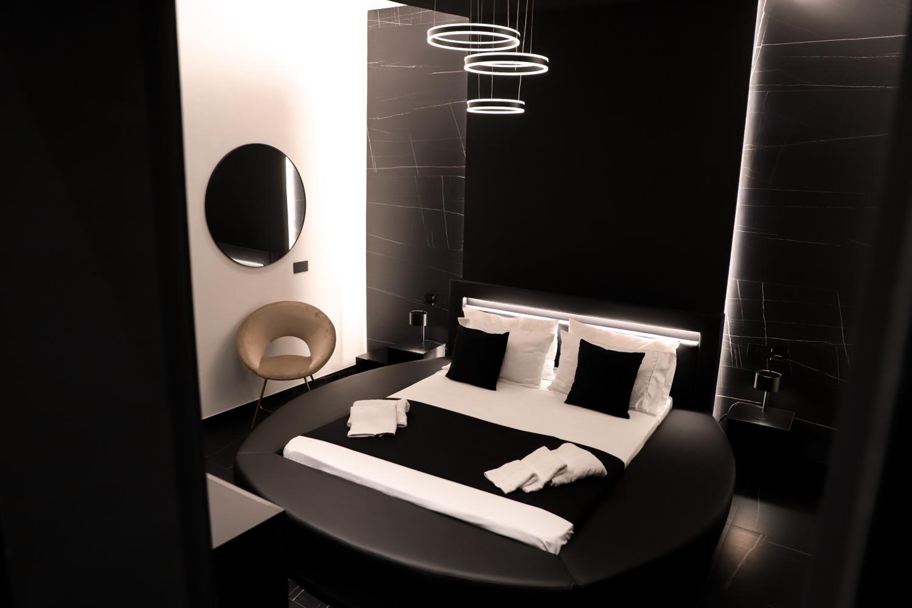 Deluxe Double Room With Balcony photo 1