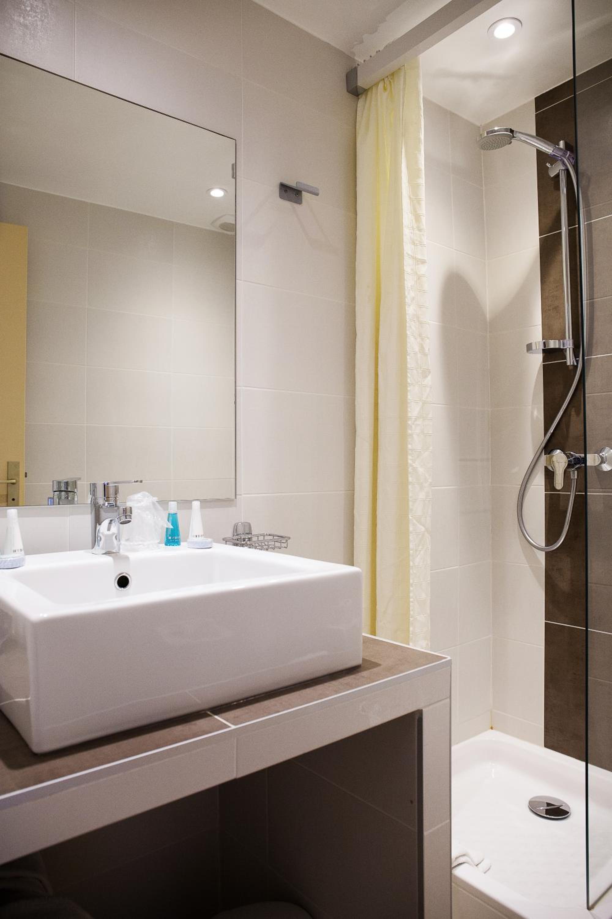Standard Double Room with Terrace - Photo 10