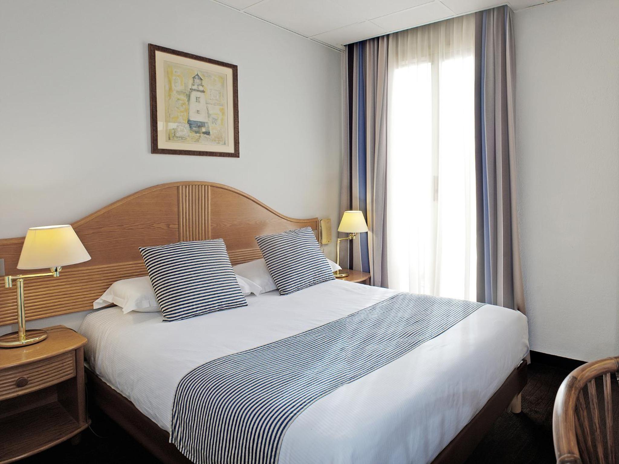 Standard Double or Twin Room - Photo 3