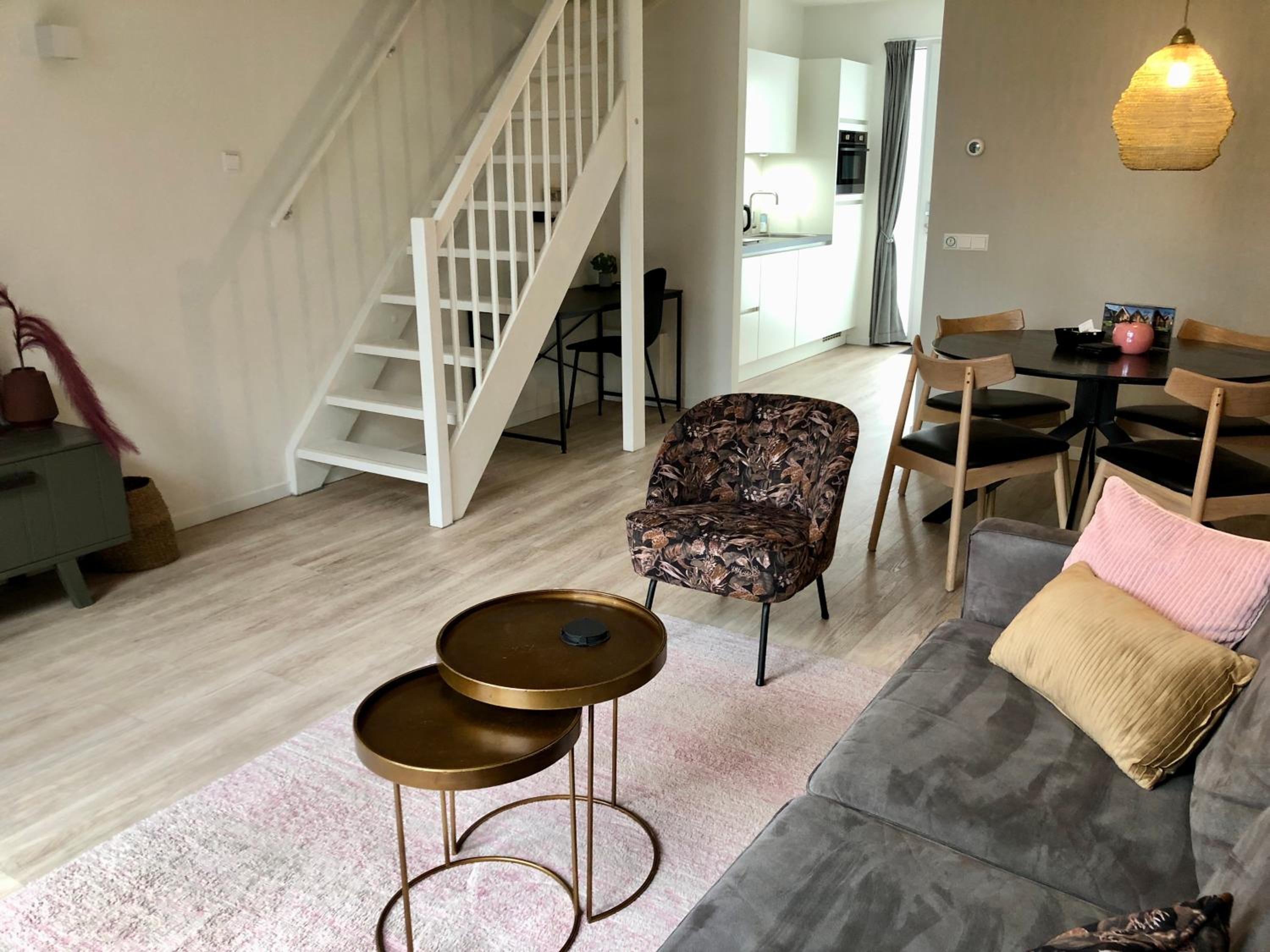 Lodge 22 (Pets allowed)