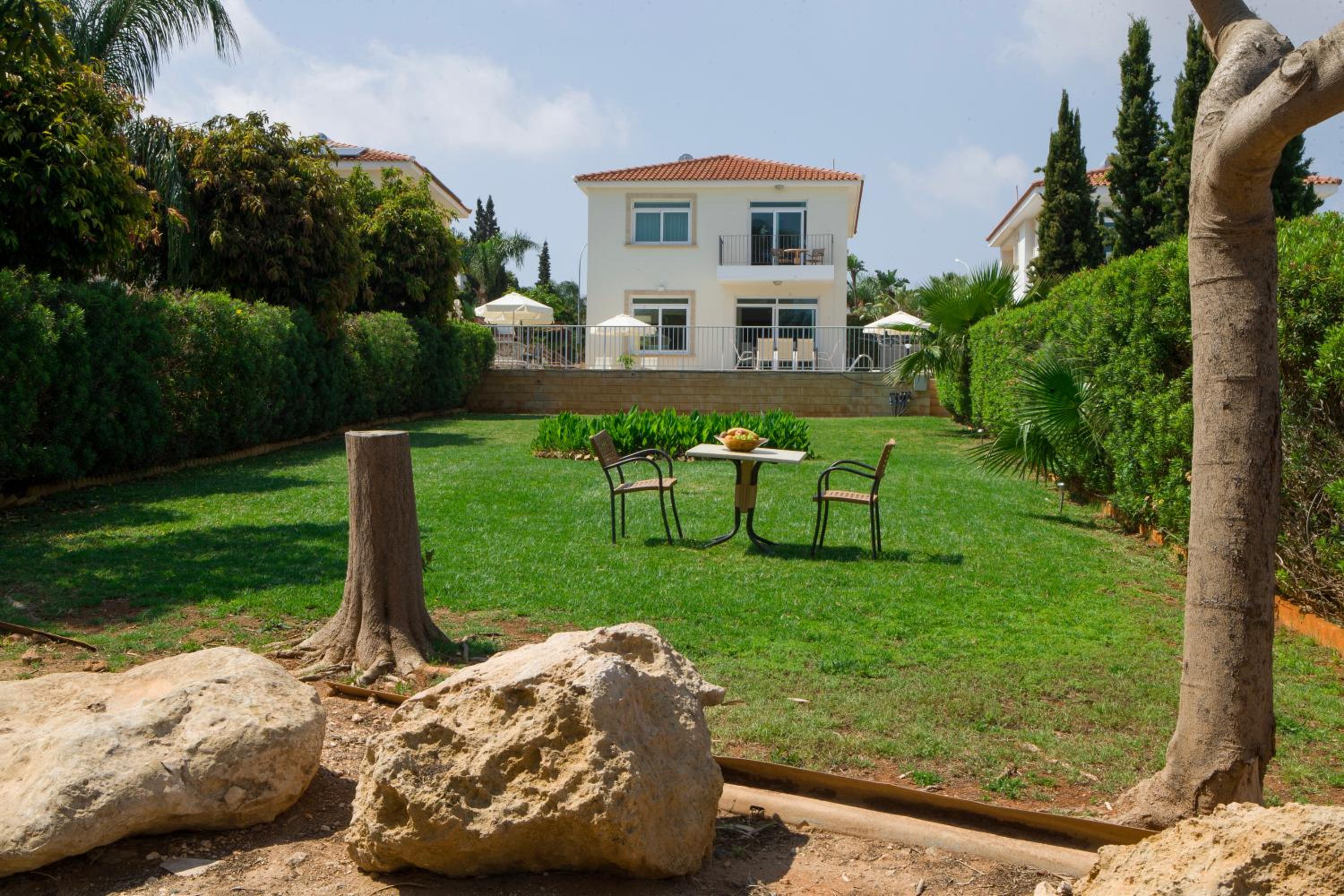 Villa - Beach Front photo 2