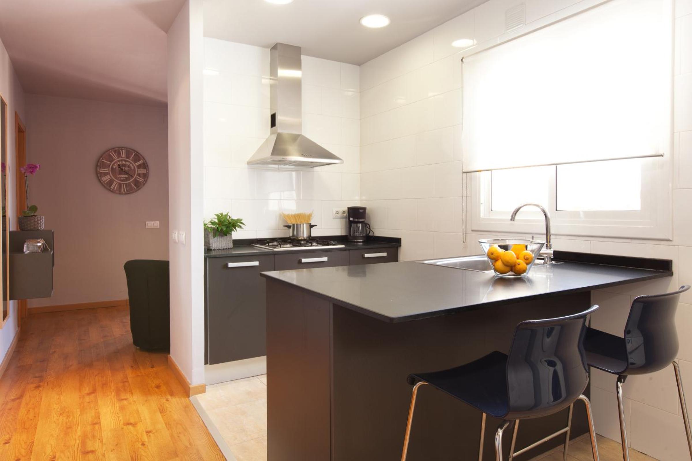 Studio Apartment photo 2
