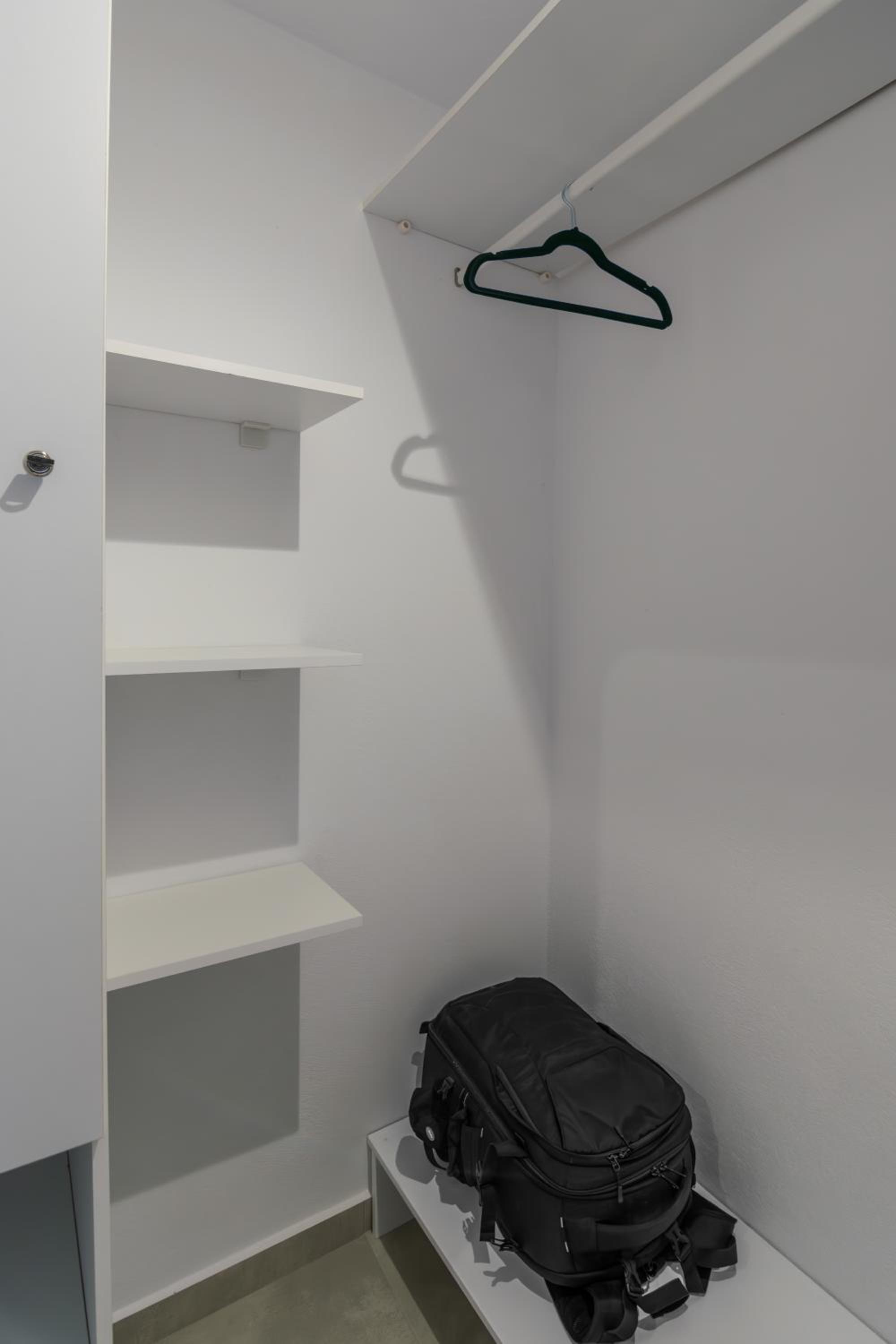 One-Bedroom House photo 2