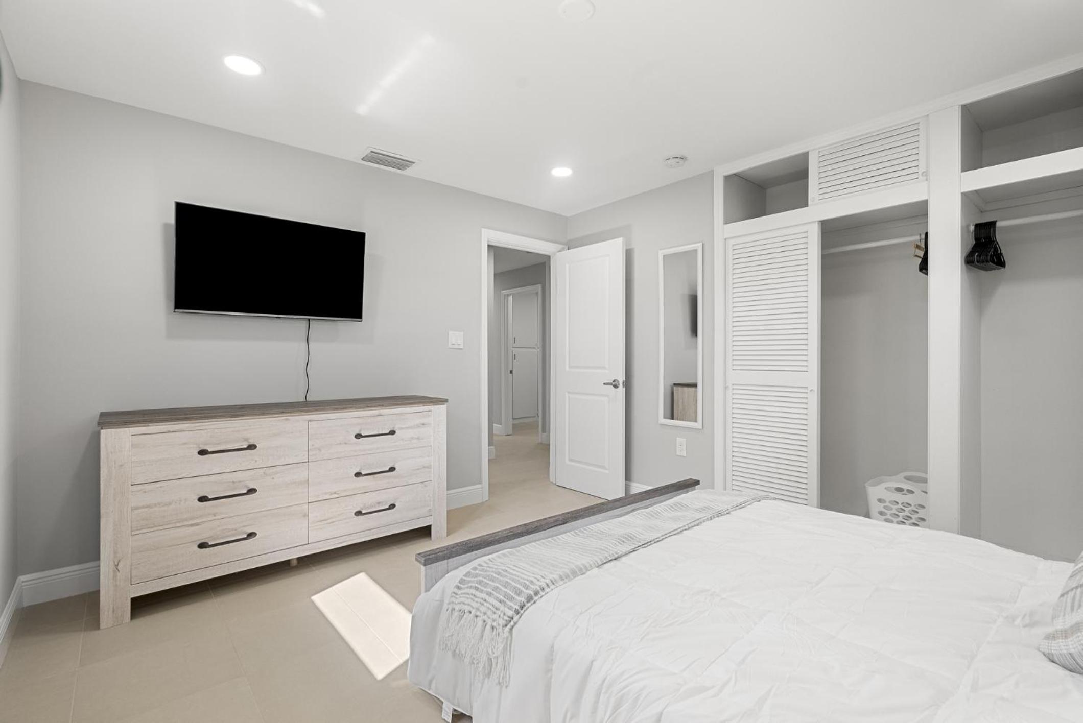 Three-Bedroom House photo 1