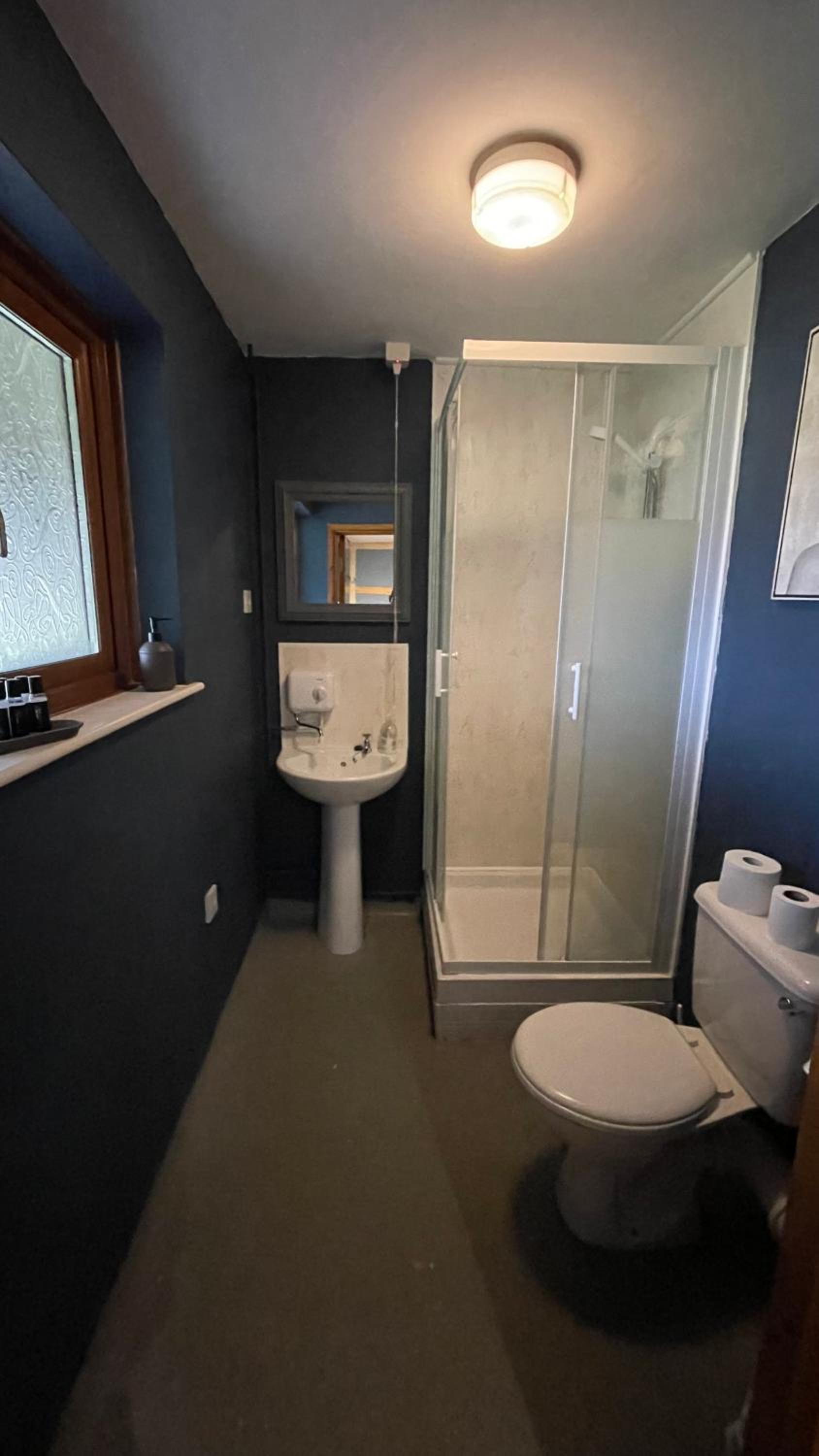 Double or Twin Room with Bathroom - Room 3 photo 3
