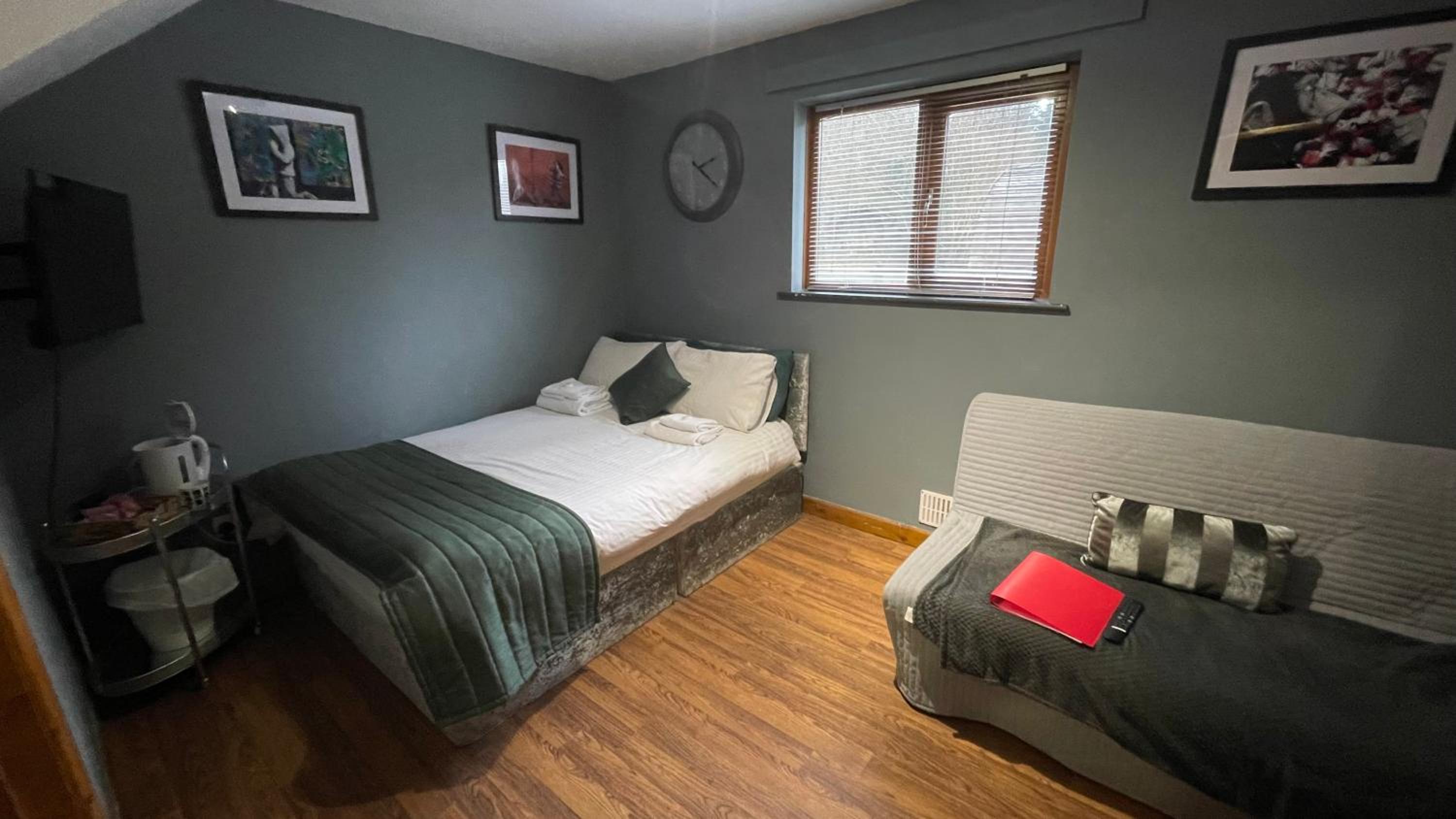 Double or Twin Room with Shower - Room 2