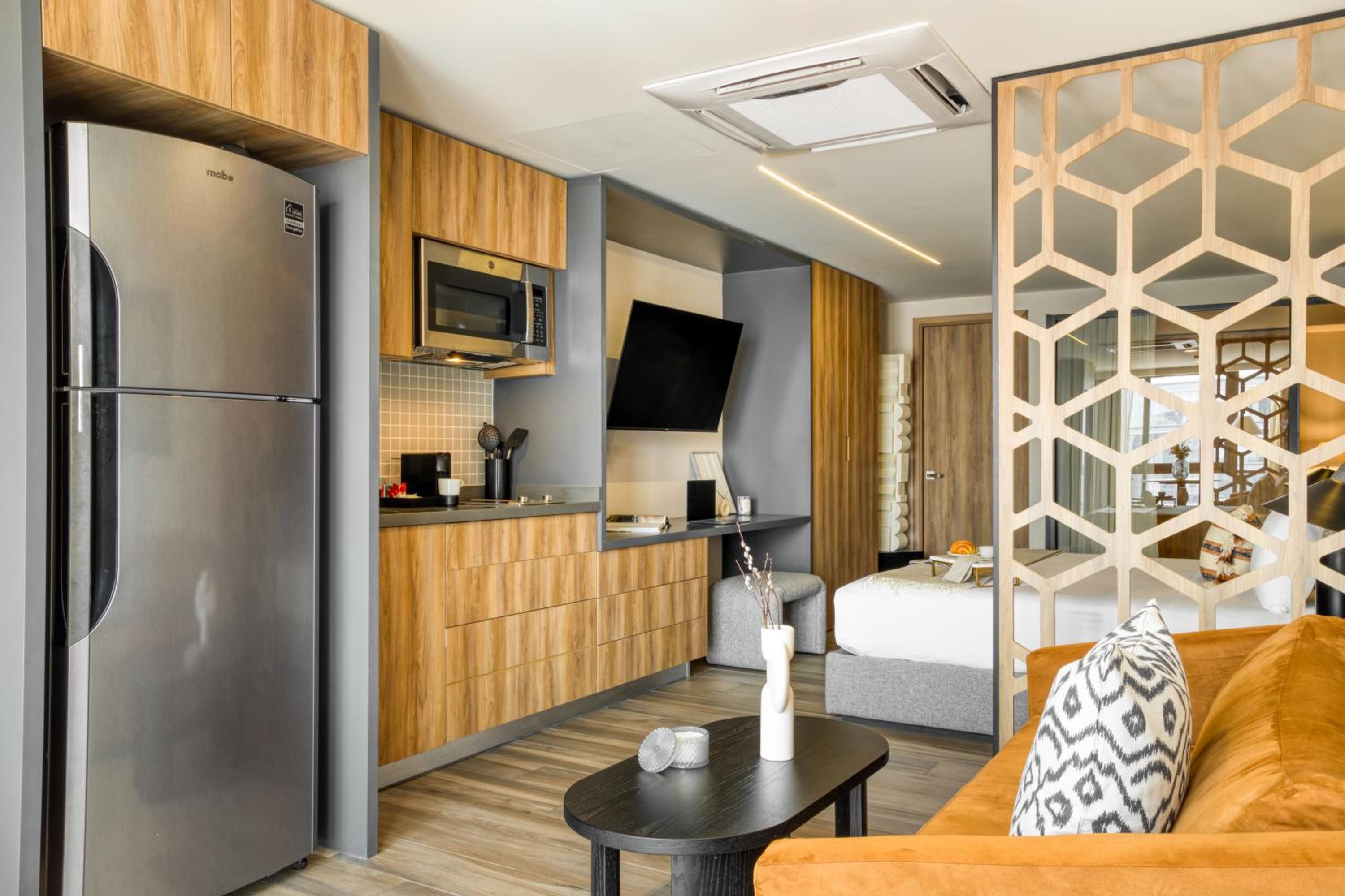 Premium Two-Bedroom Apartment - Photo 8