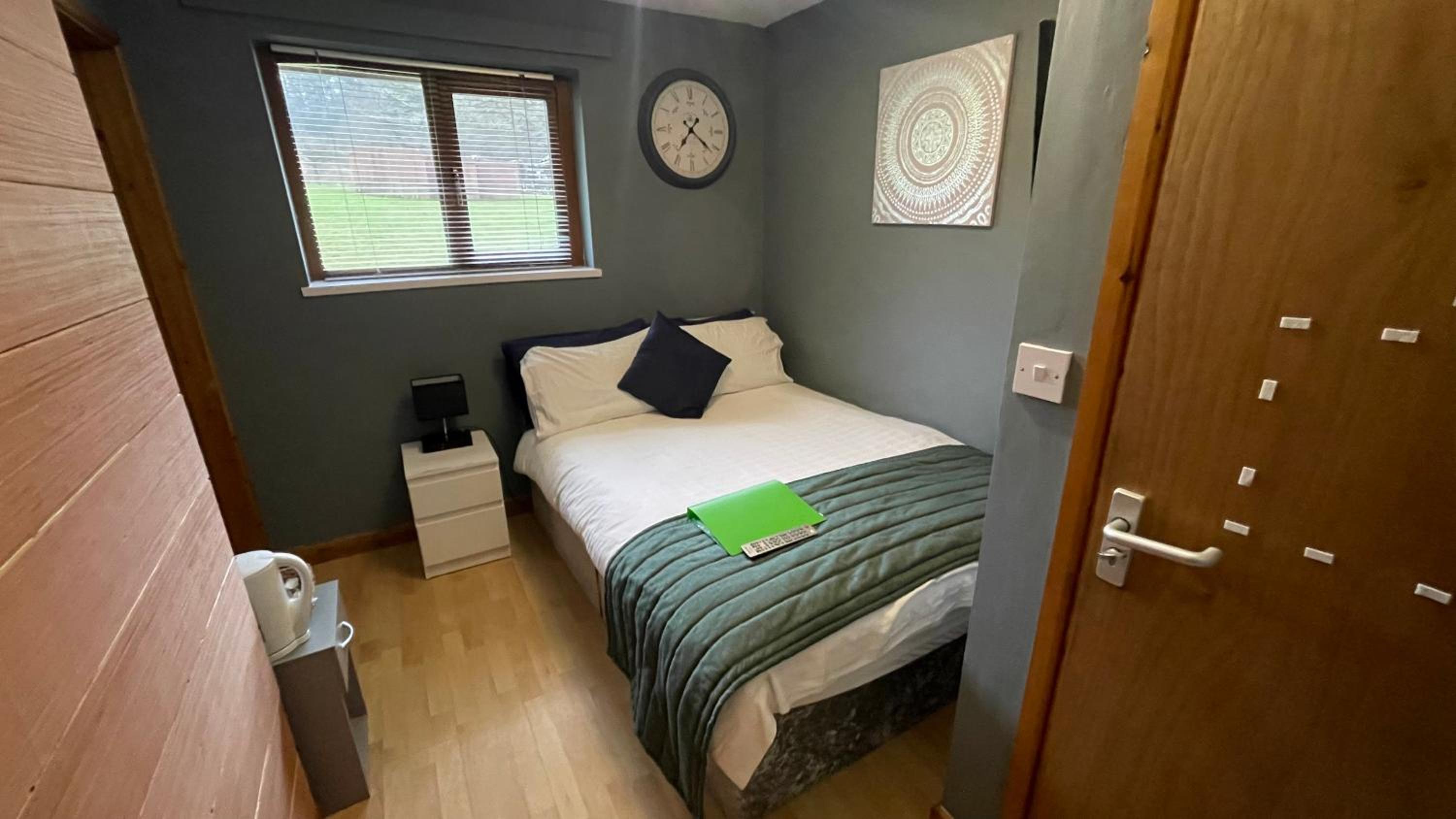 Double Room With Private Bathroom - Room 6