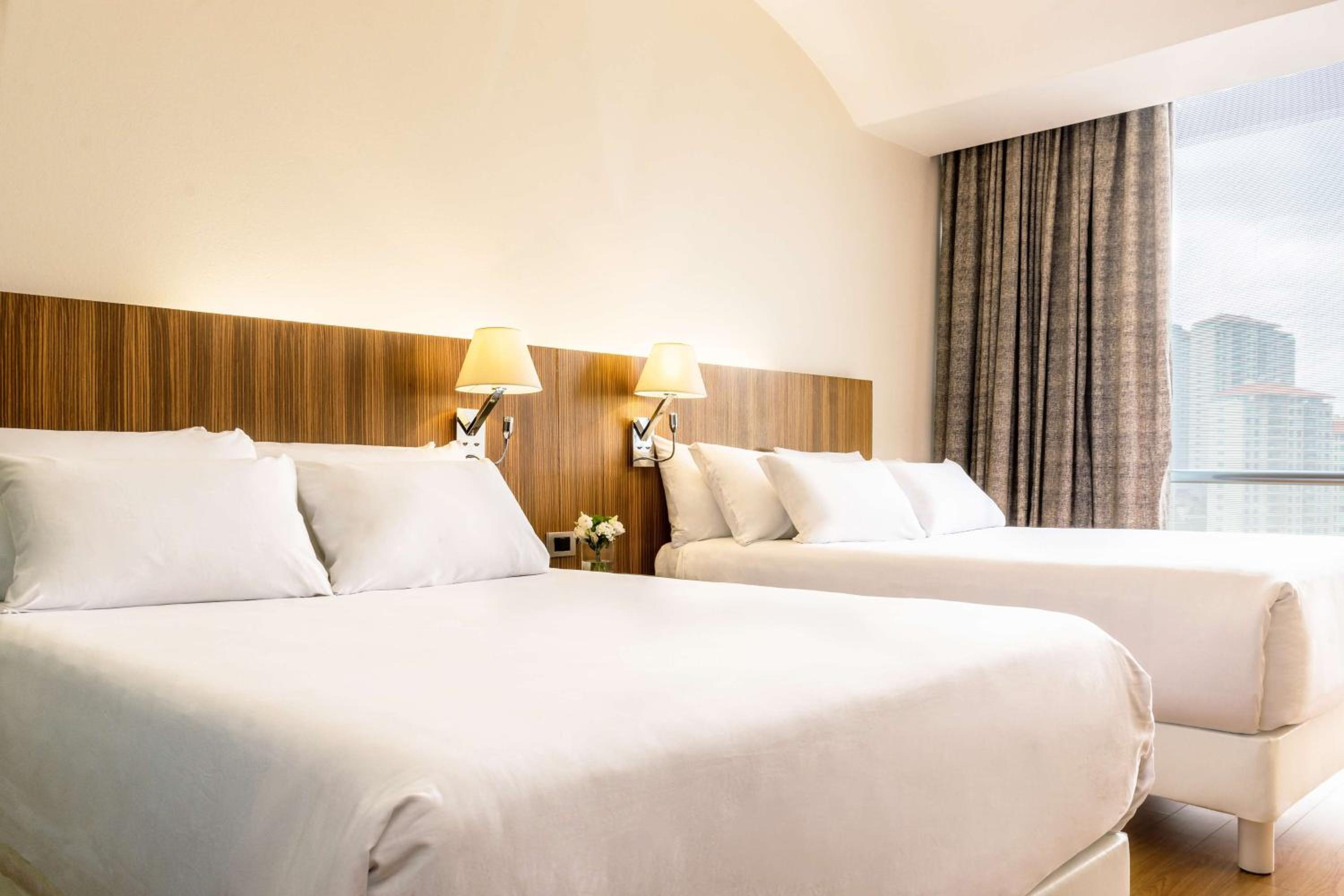 Superior Room – 2 Double Beds - Photo 1