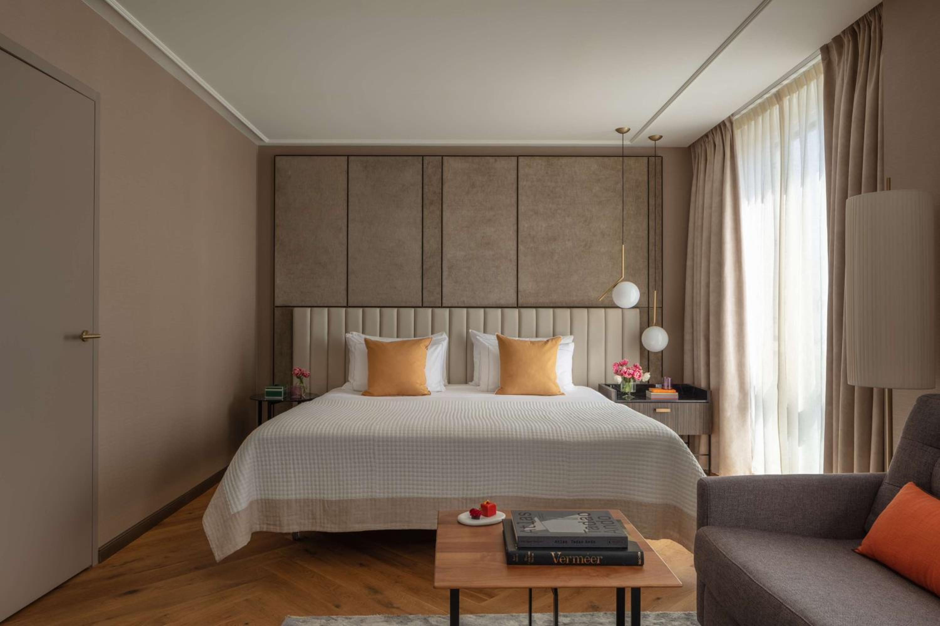 Grand Premium Room