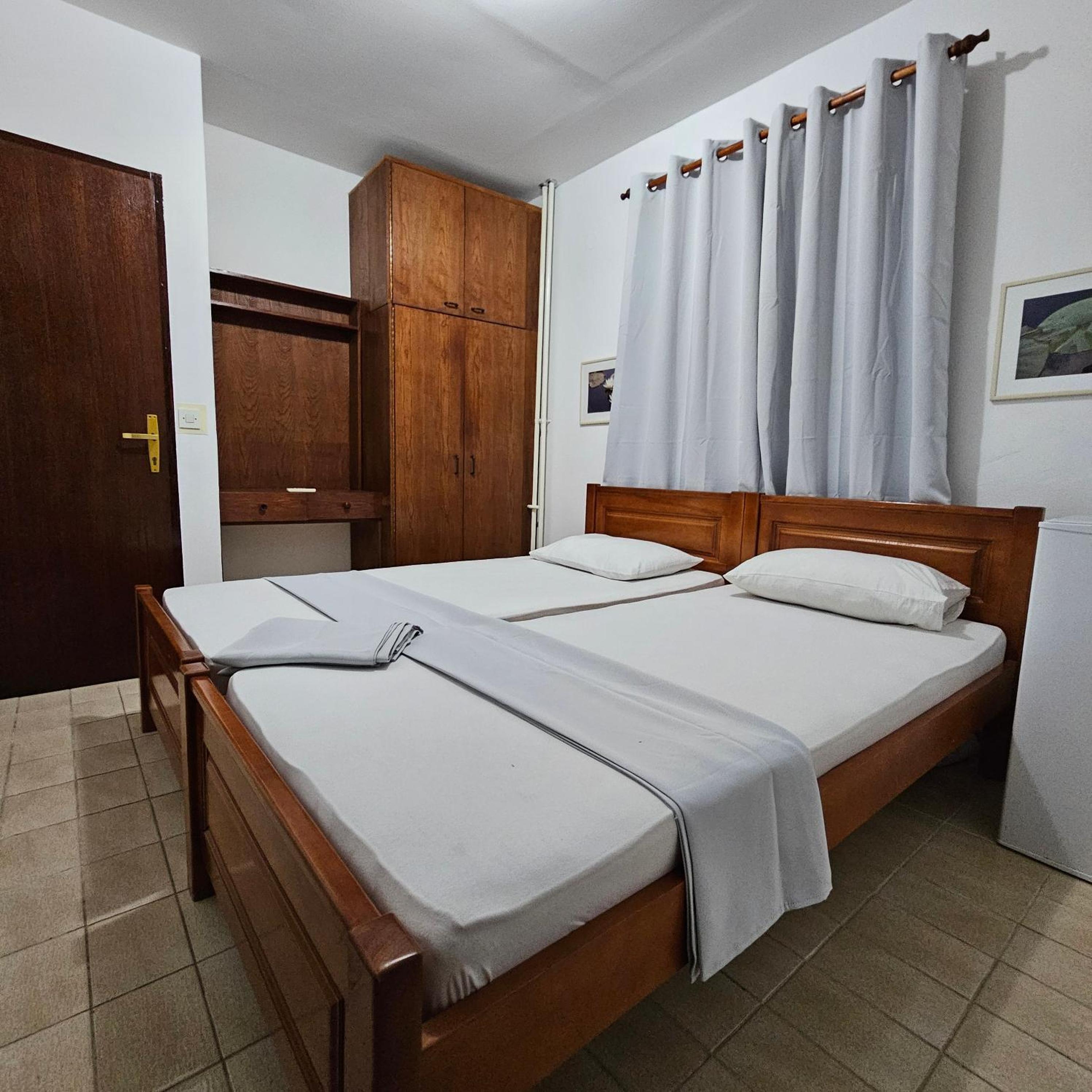 Standard Twin Room with Shared Bathroom photo 3